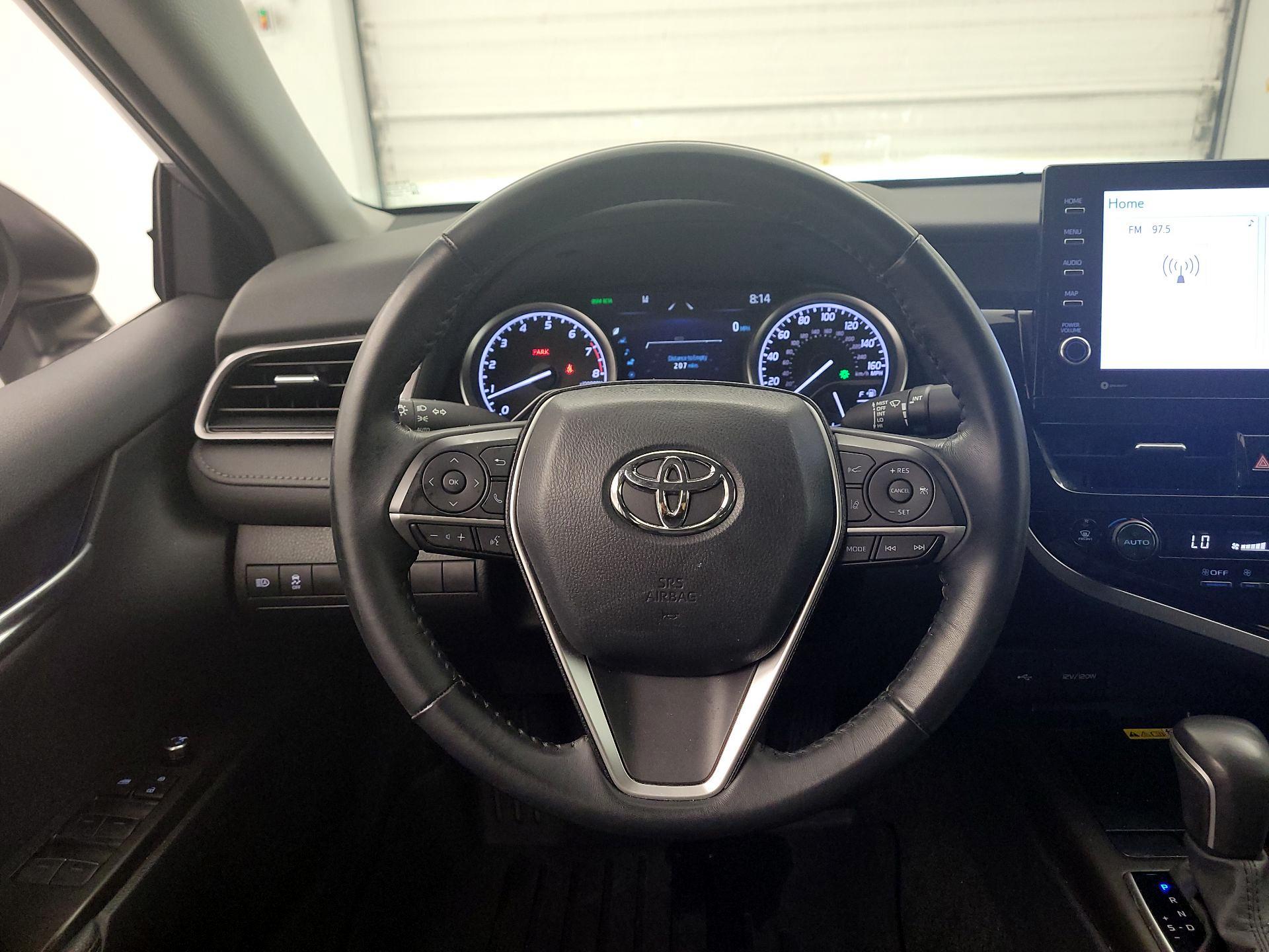Thumbnail: 2024 Toyota Camry - 10