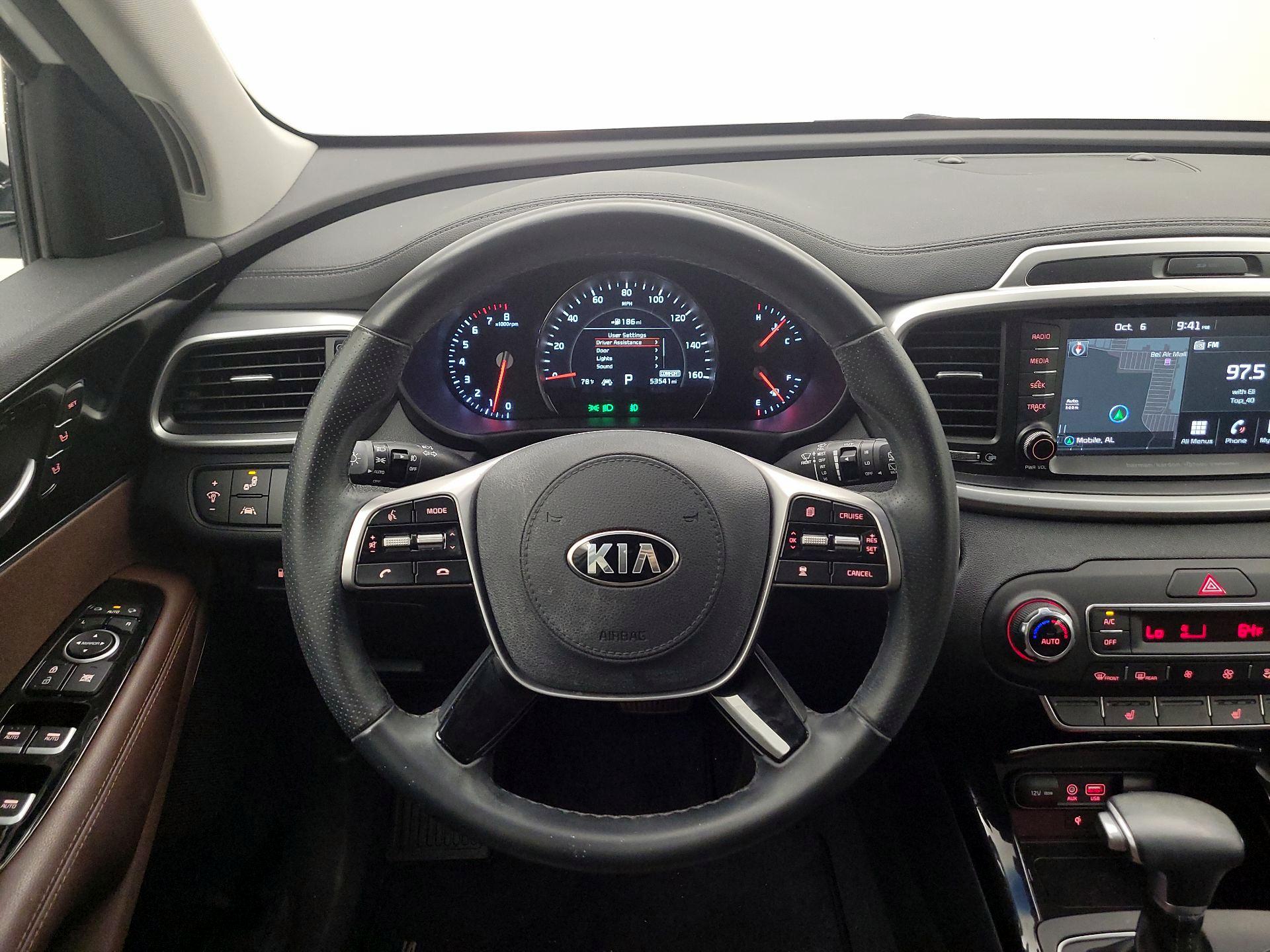 Thumbnail: 2020 Kia Sorento - 10