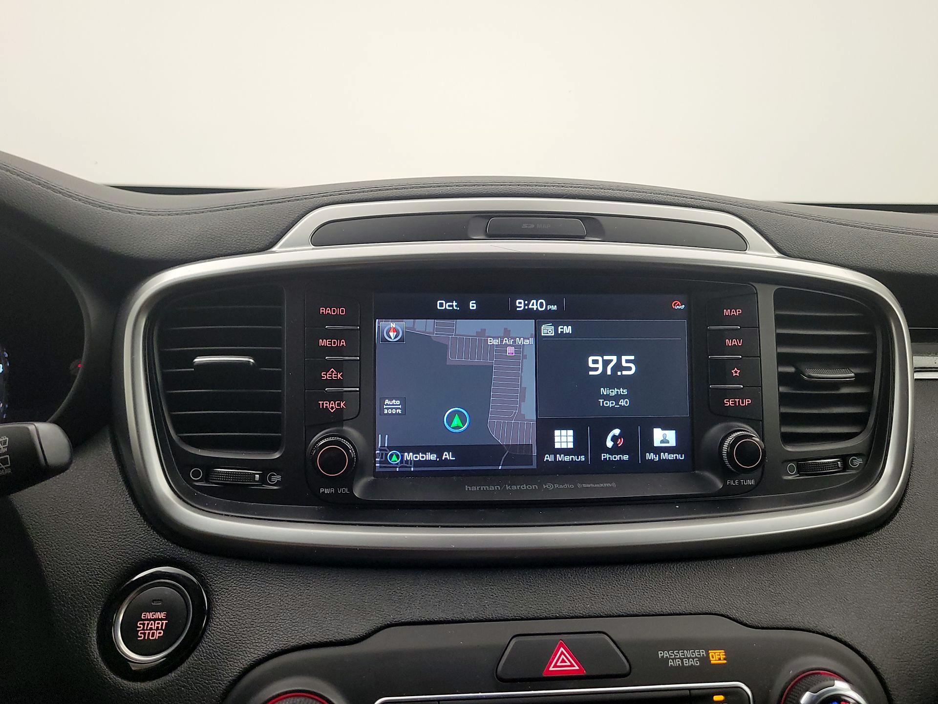 Thumbnail: 2020 Kia Sorento - 15