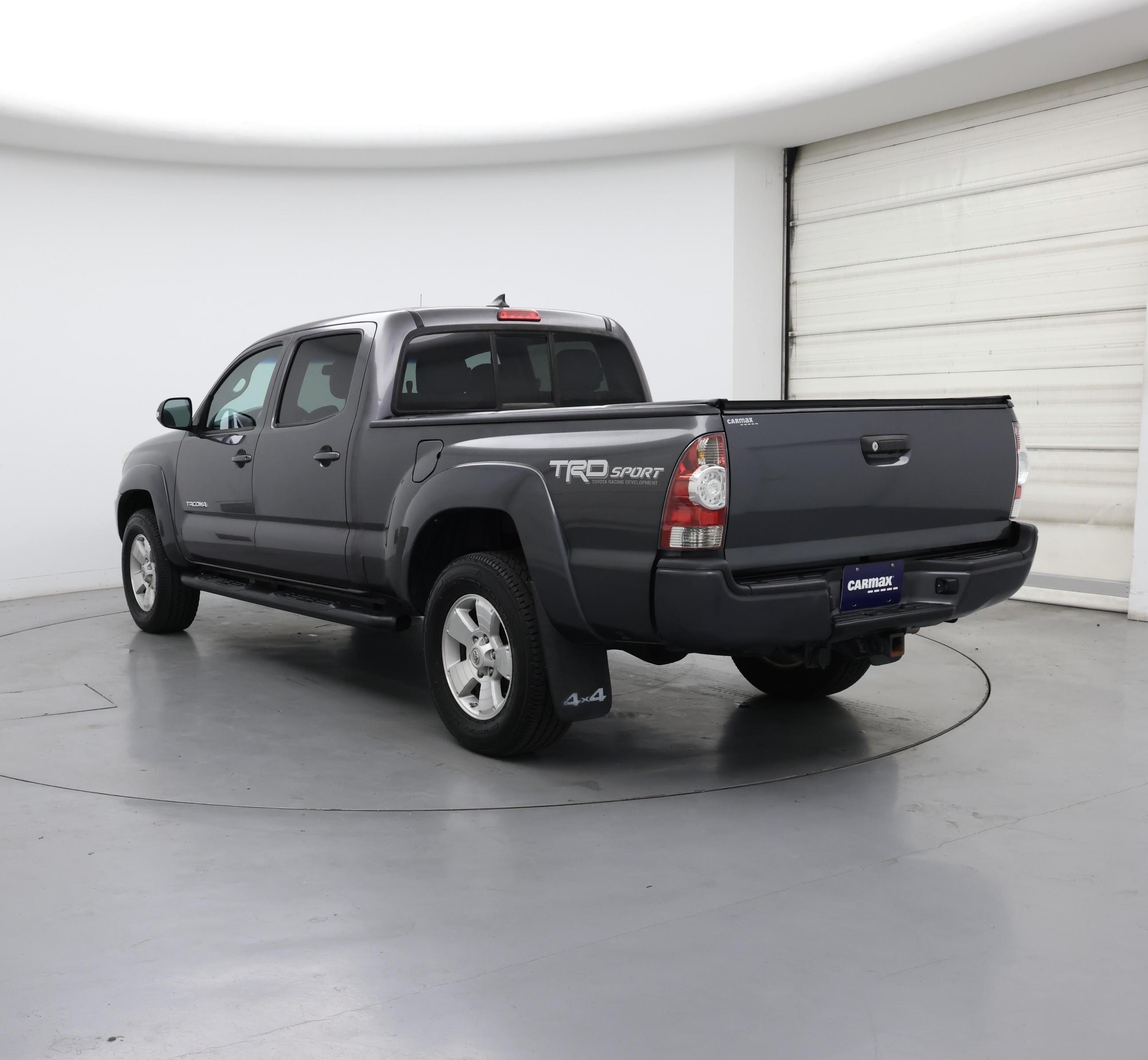 Thumbnail: 2015 Toyota Tacoma - 2