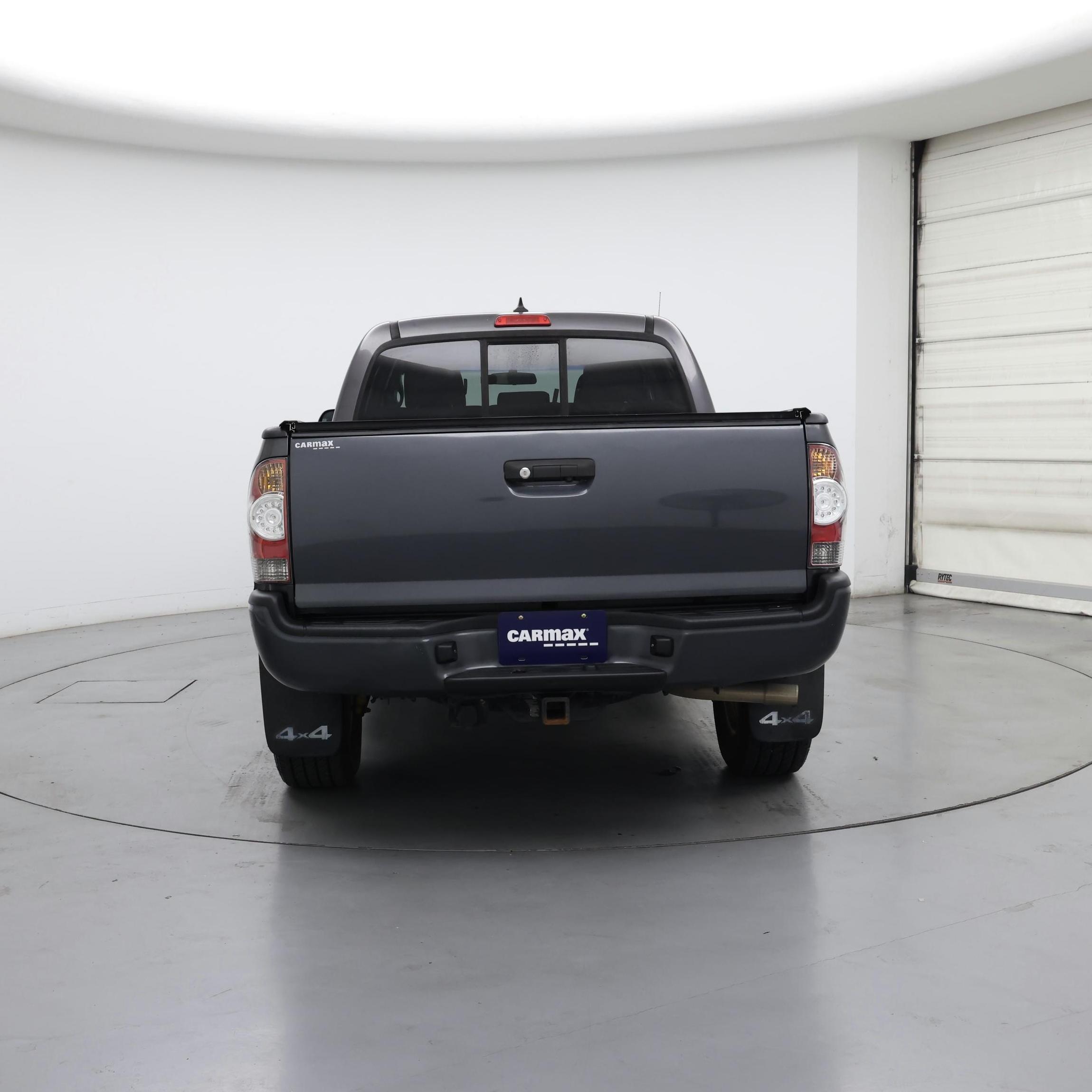 Thumbnail: 2015 Toyota Tacoma - 6