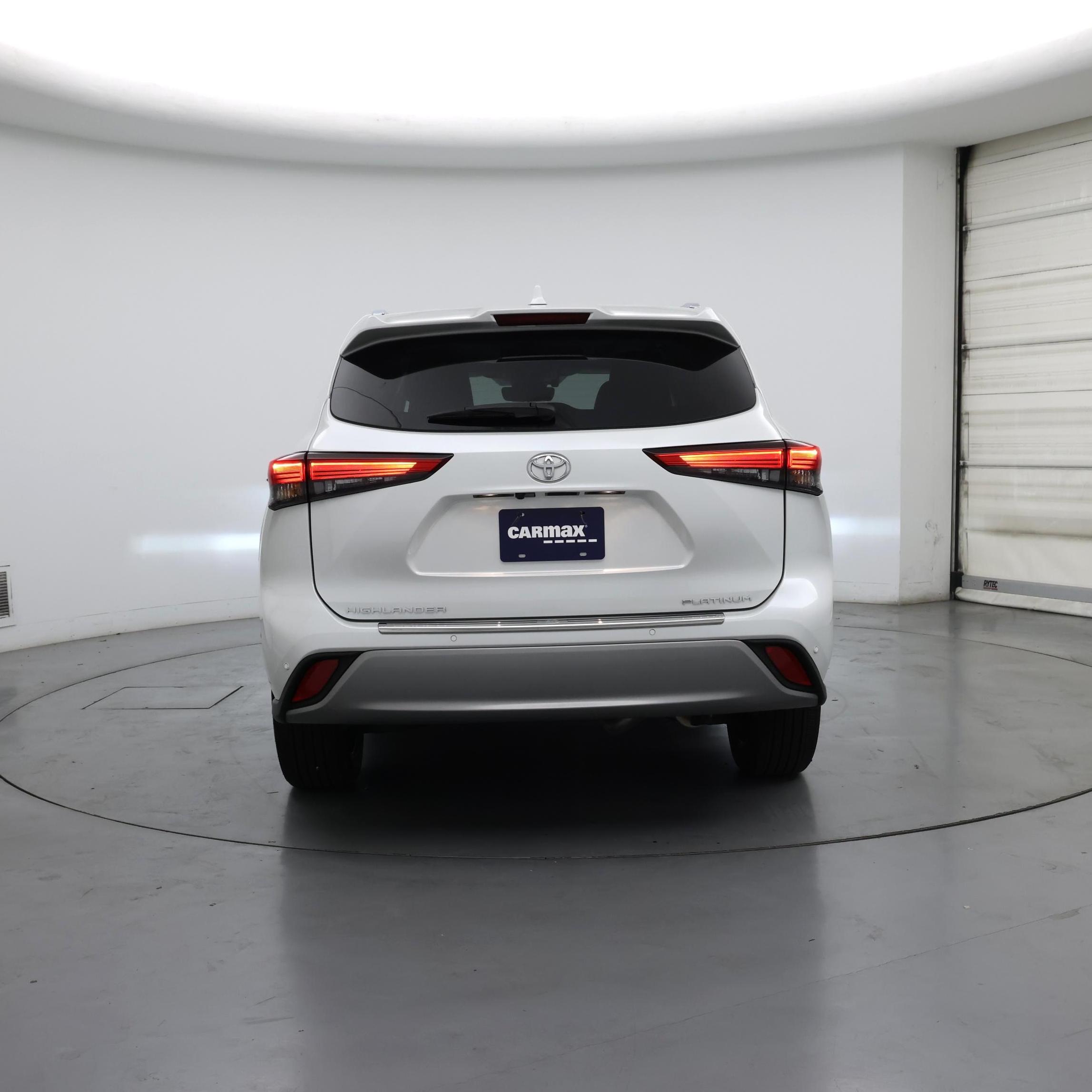 Thumbnail: 2022 Toyota Highlander - 6