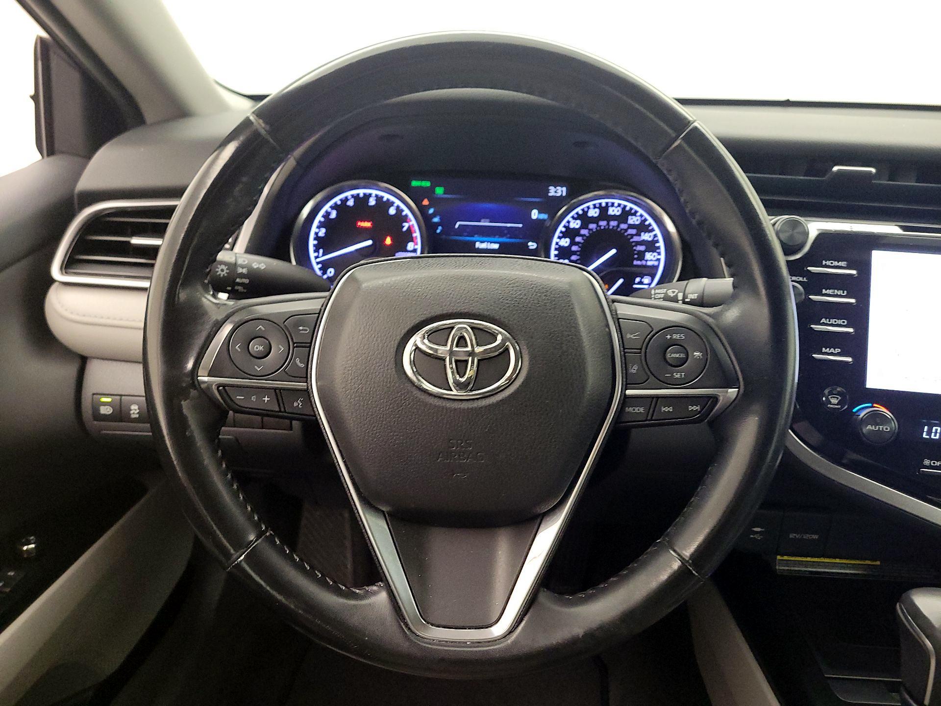 Thumbnail: 2019 Toyota Camry - 10