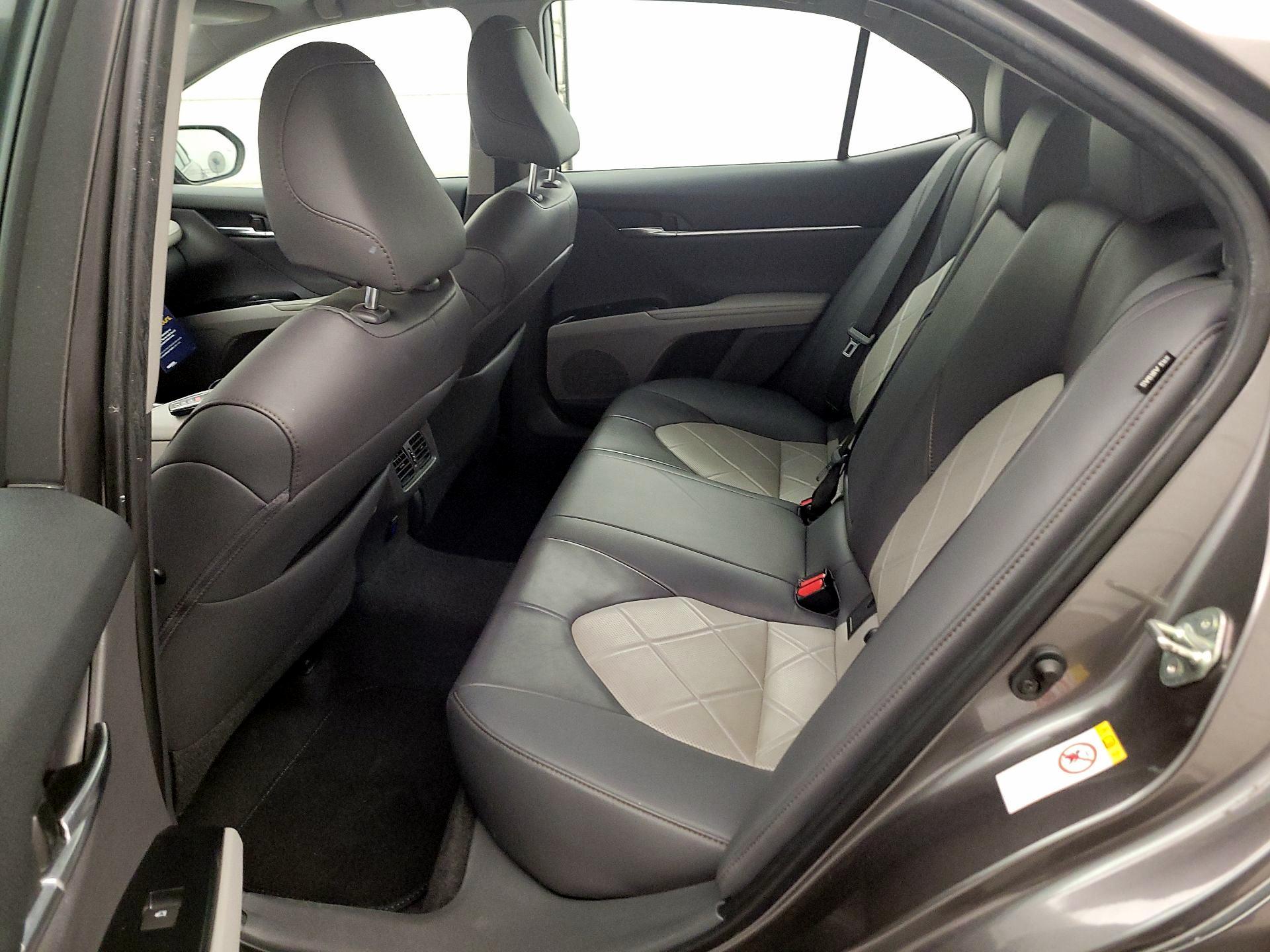 Thumbnail: 2019 Toyota Camry - 19