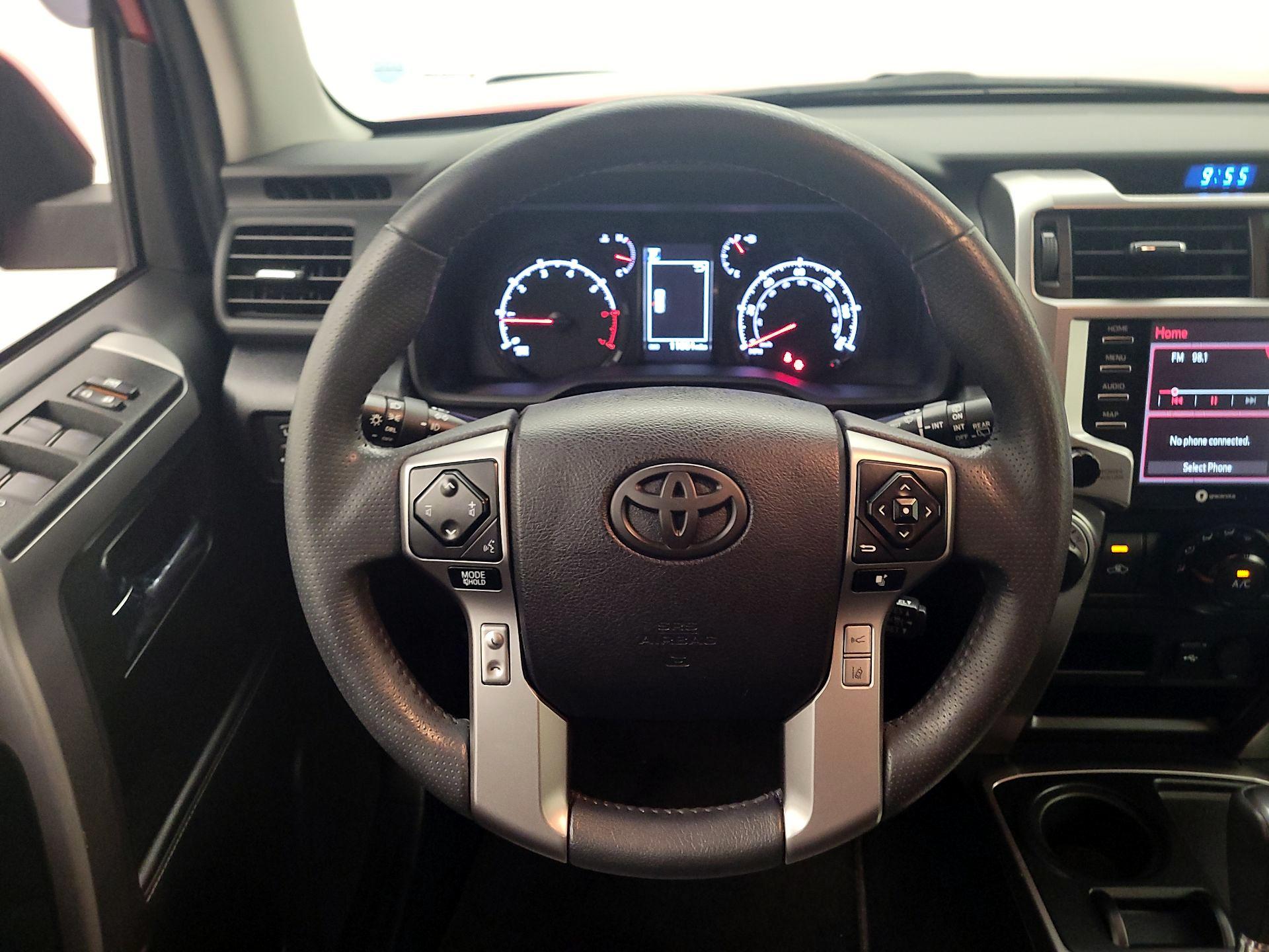 Thumbnail: 2022 Toyota 4Runner - 10