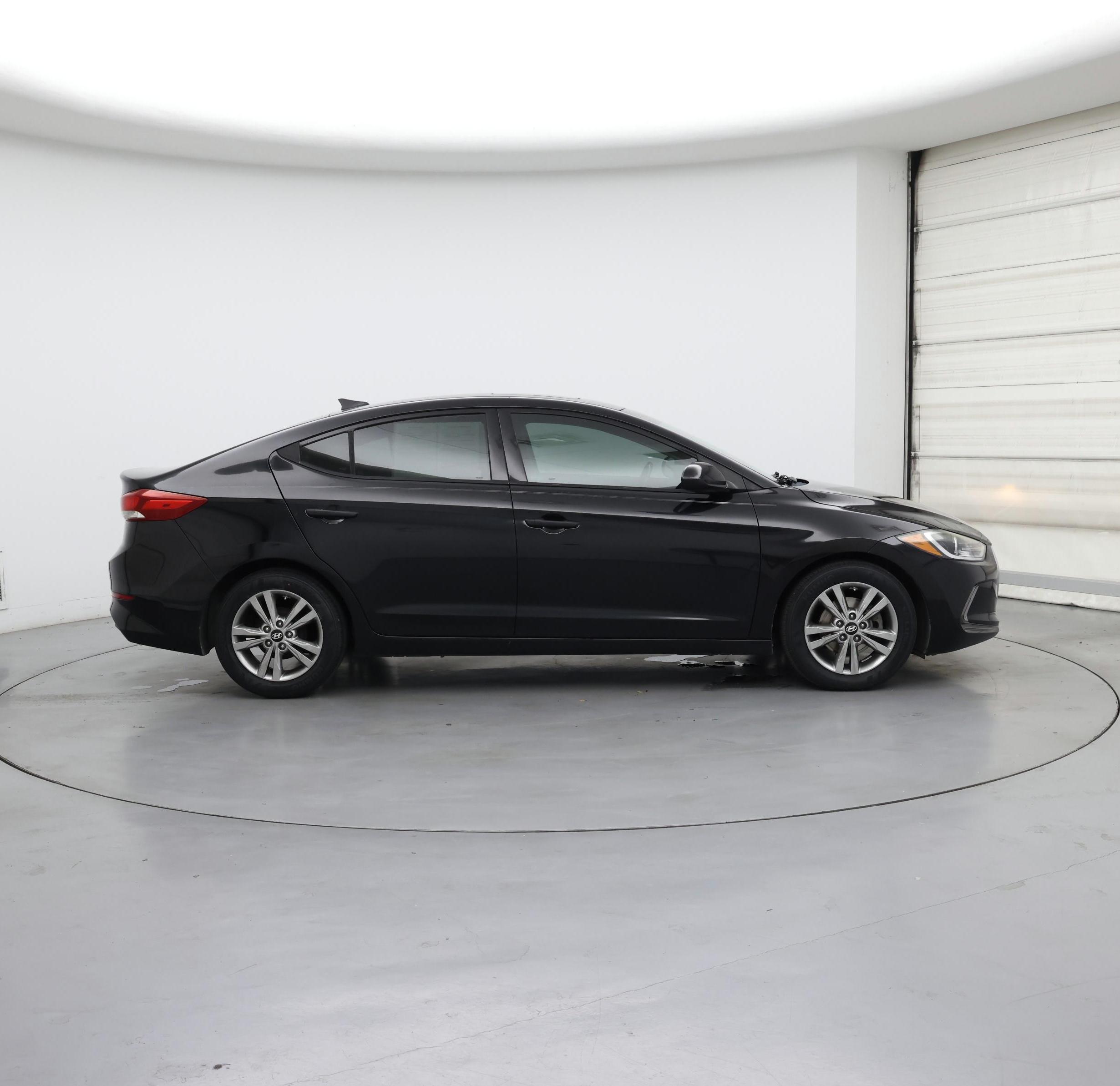 Thumbnail: 2017 Hyundai Elantra - 7