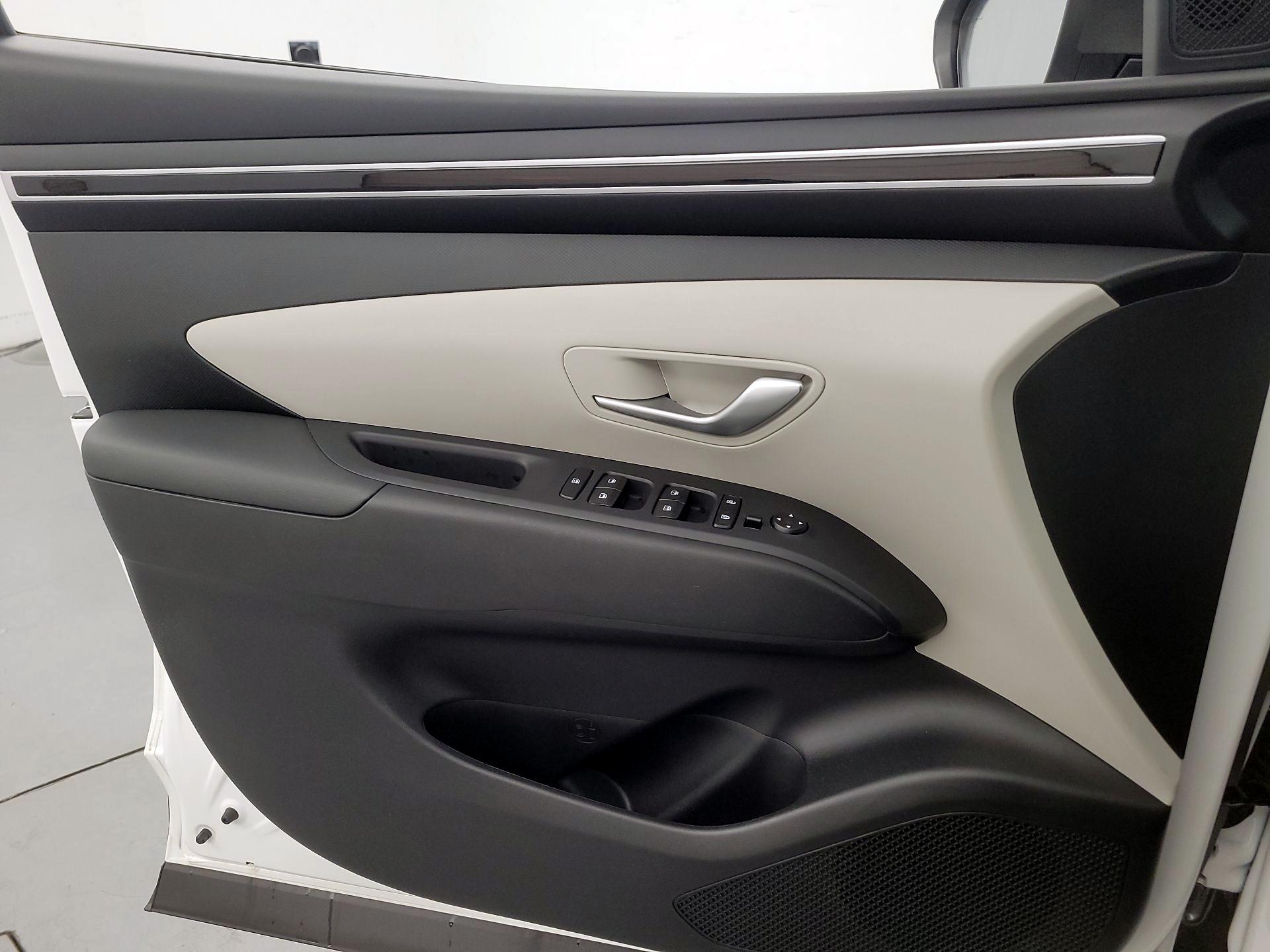 Thumbnail: 2023 Hyundai Tucson - 12