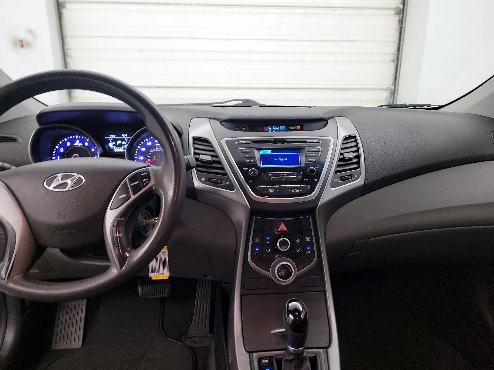Thumbnail: 2016 Hyundai Elantra - 9
