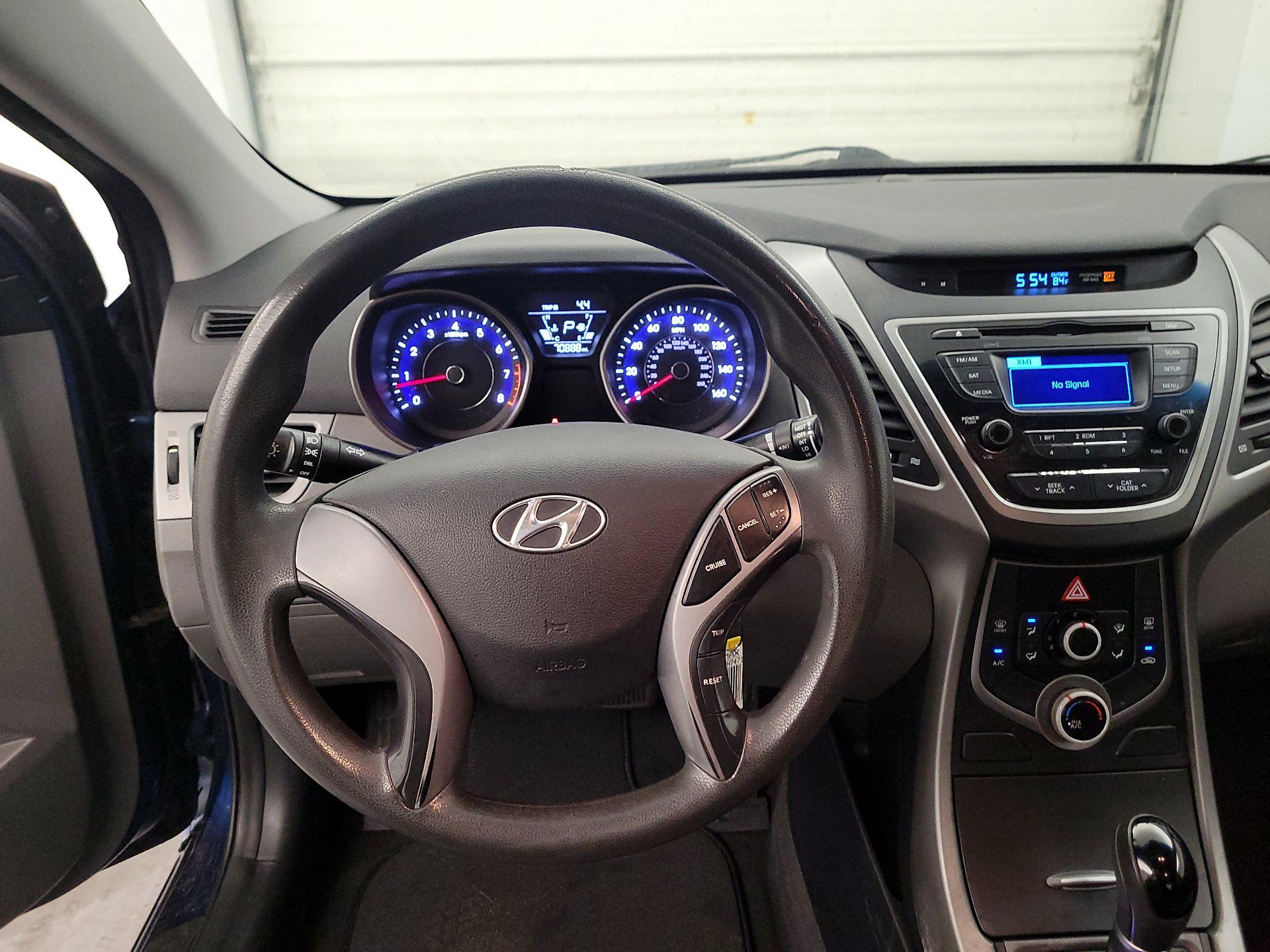 Thumbnail: 2016 Hyundai Elantra - 10