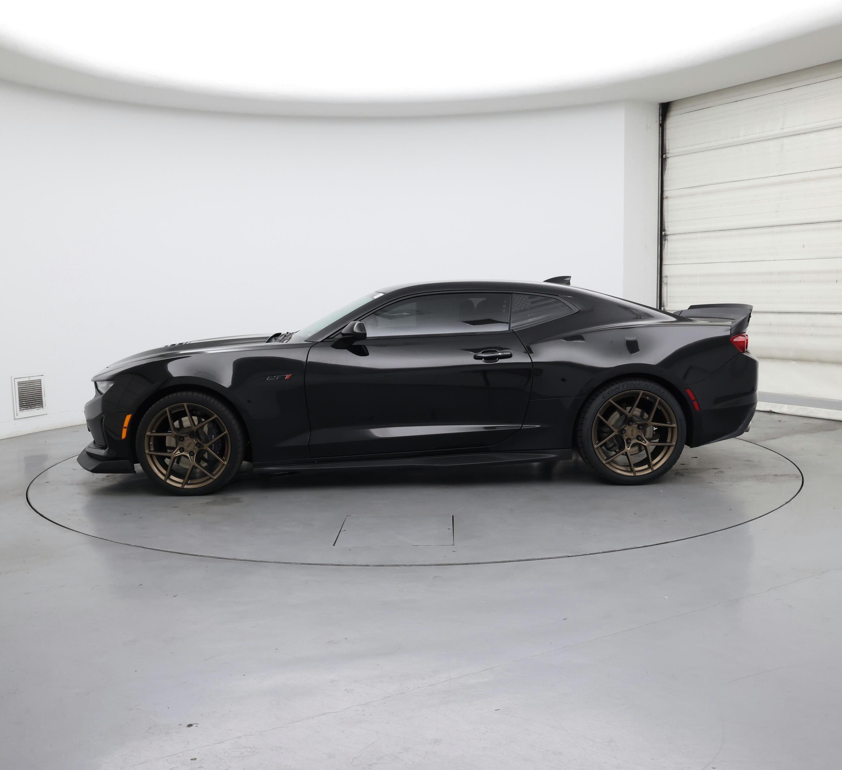 Thumbnail: 2021 Chevrolet Camaro - 3