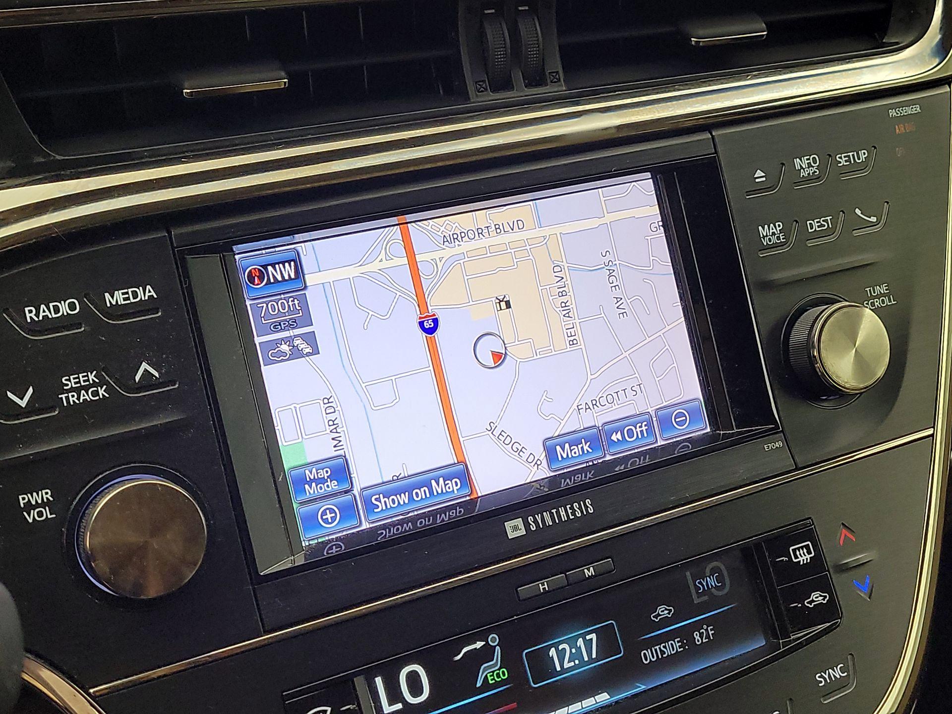Thumbnail: 2014 Toyota Avalon - 15