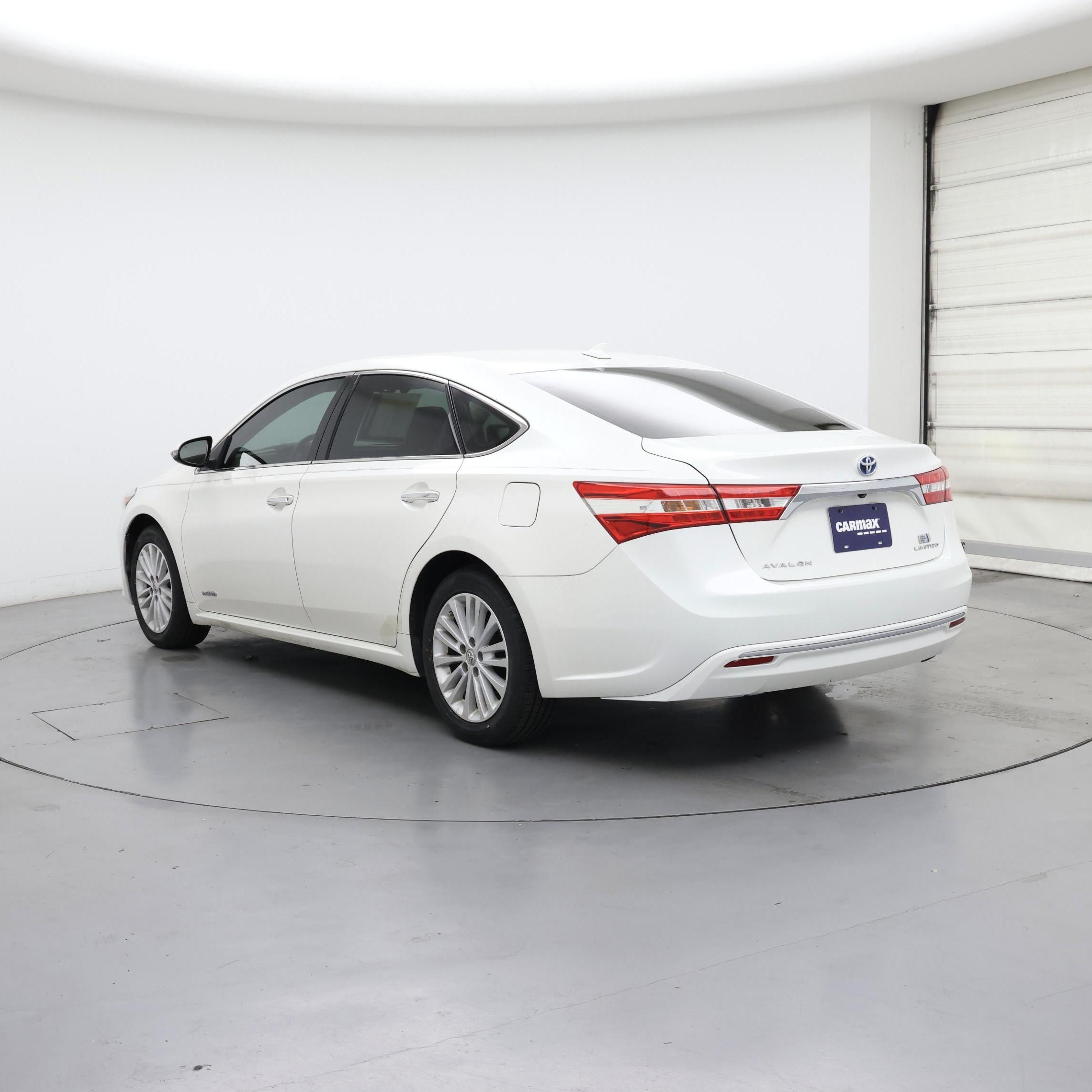 Thumbnail: 2014 Toyota Avalon - 2