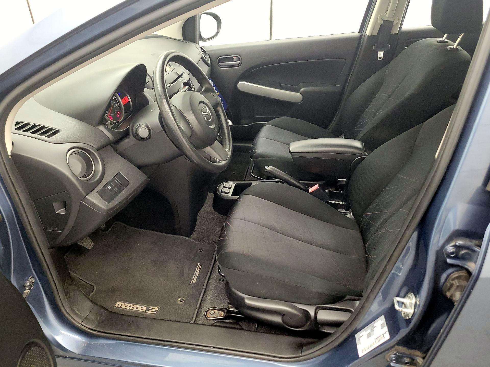 Thumbnail: 2014 Mazda Mazda2 - 11