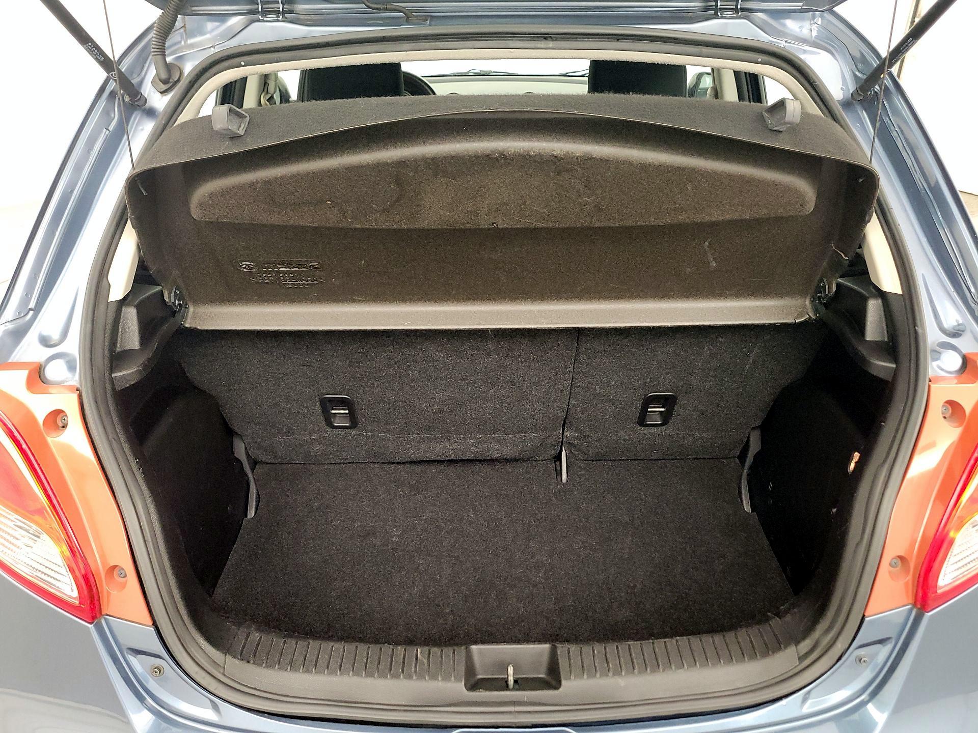 Thumbnail: 2014 Mazda Mazda2 - 19