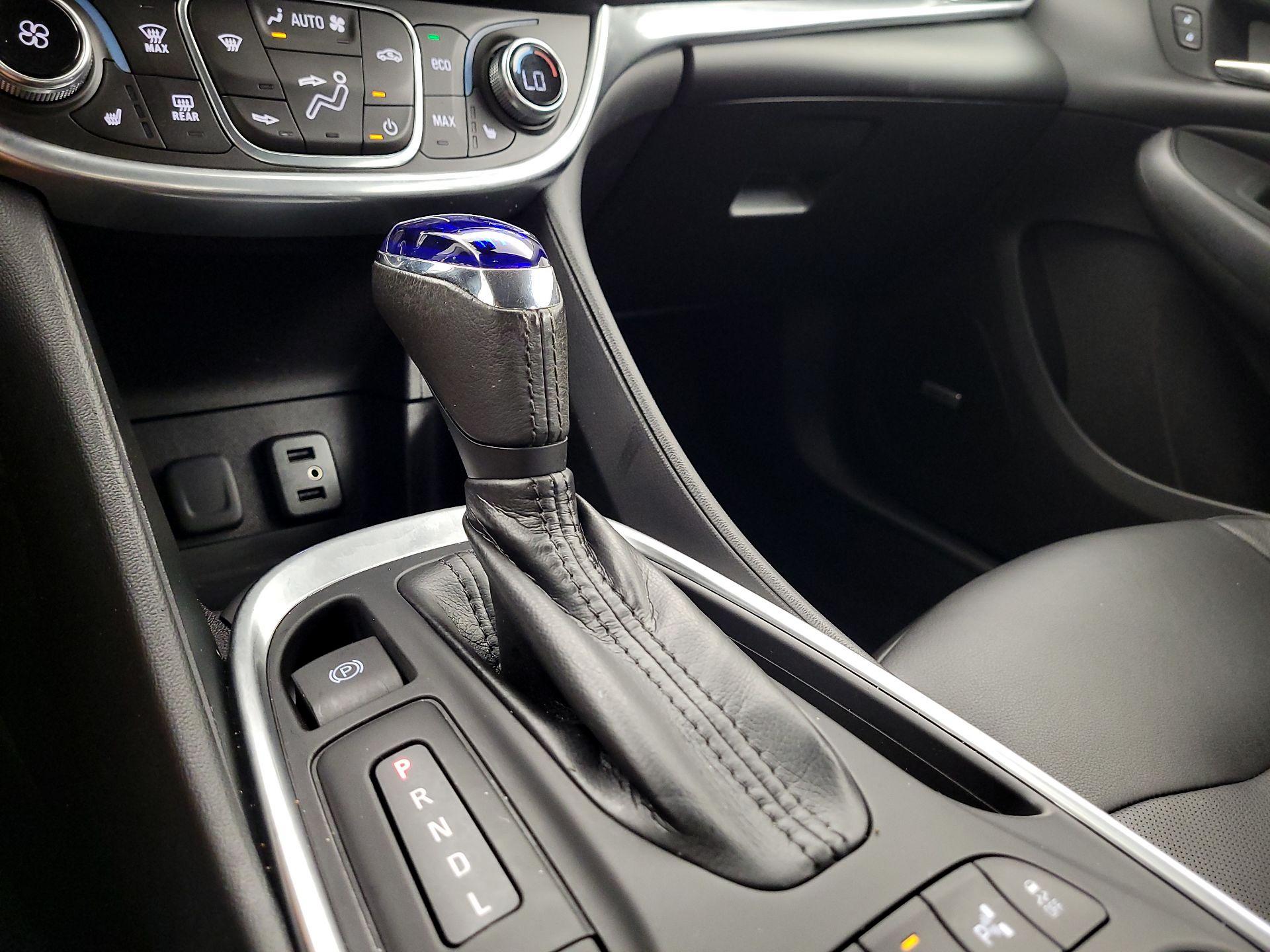 Thumbnail: 2017 Chevrolet Volt - 15