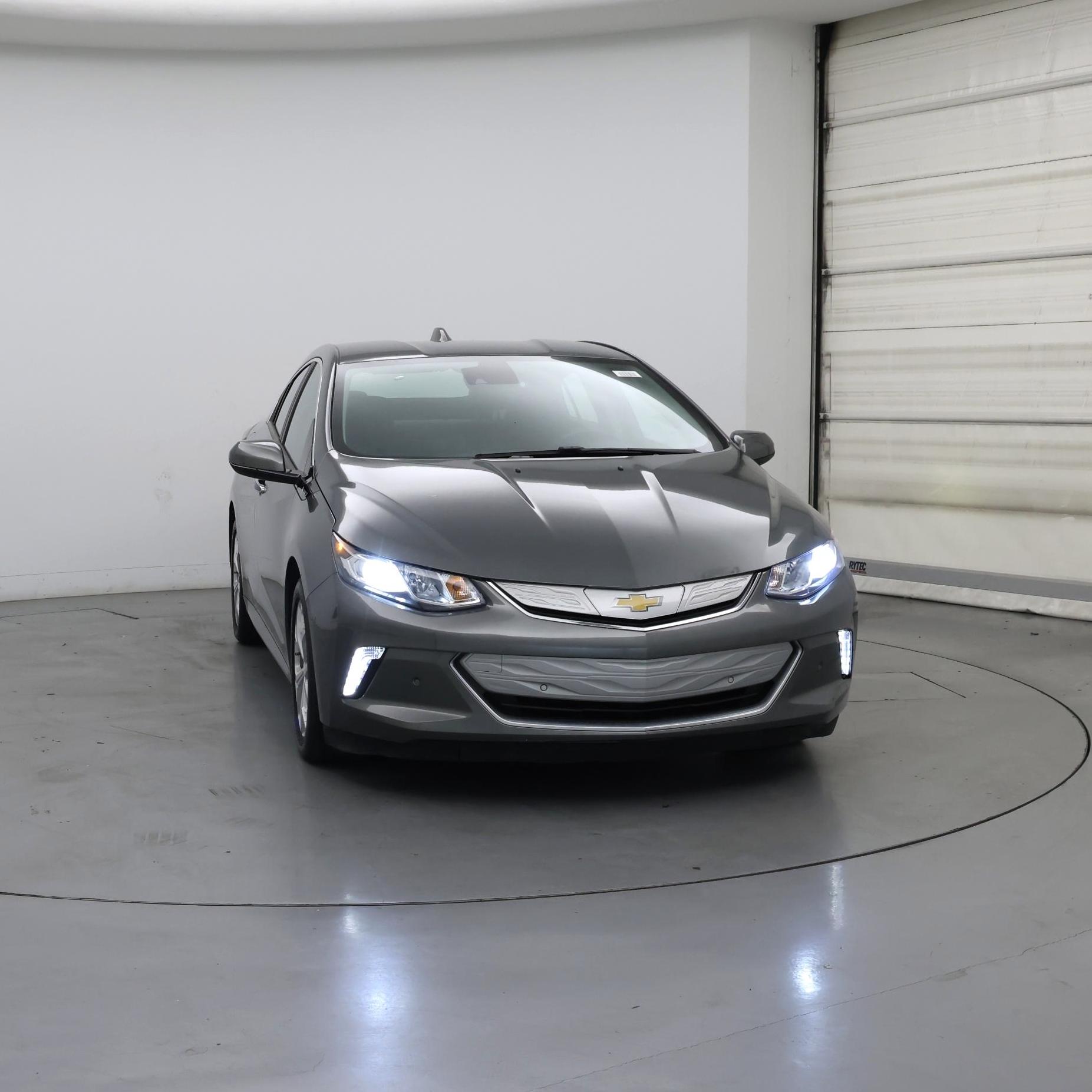 Thumbnail: 2017 Chevrolet Volt - 5