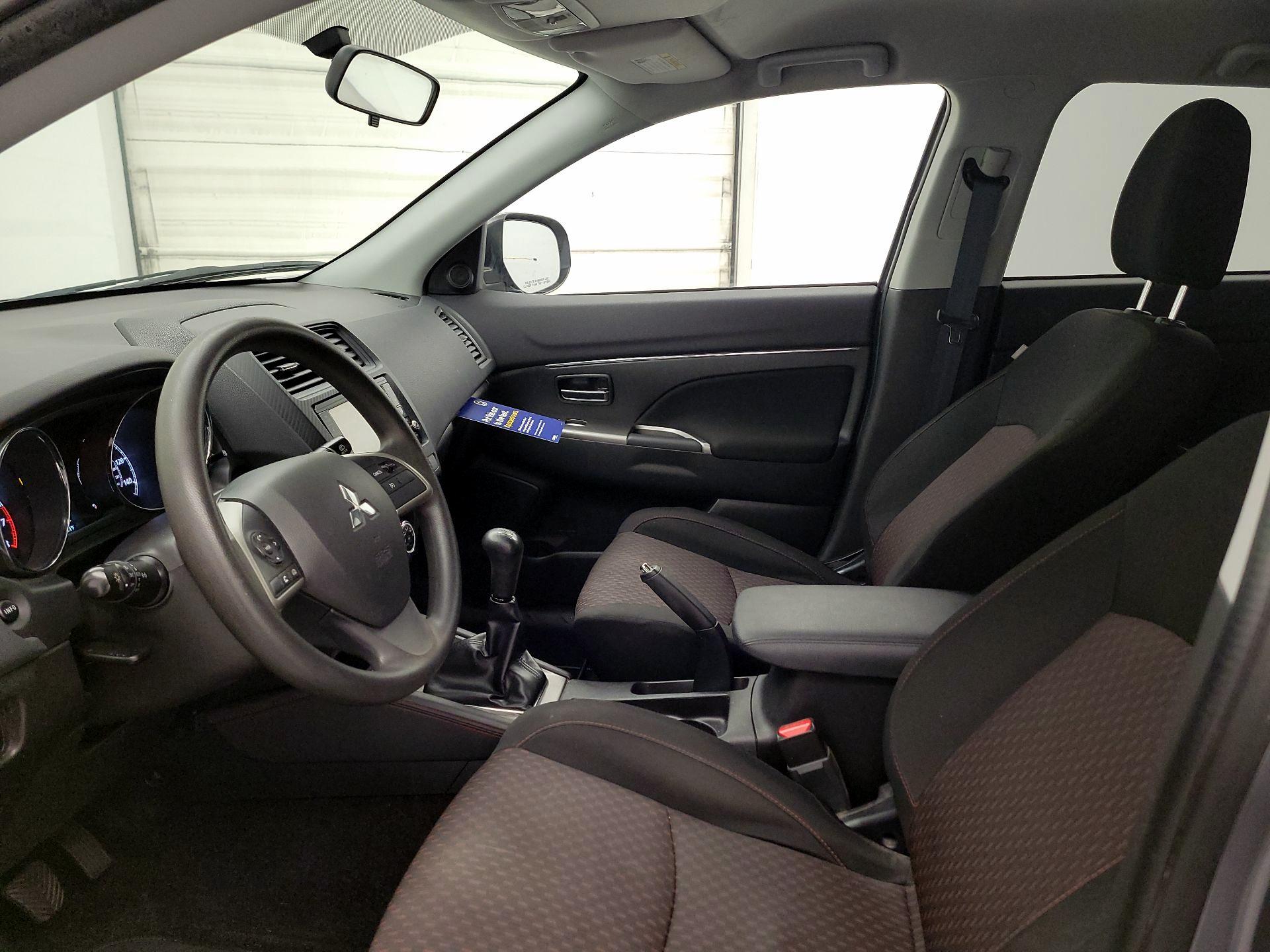 Thumbnail: 2019 Mitsubishi Outlander Sport - 11
