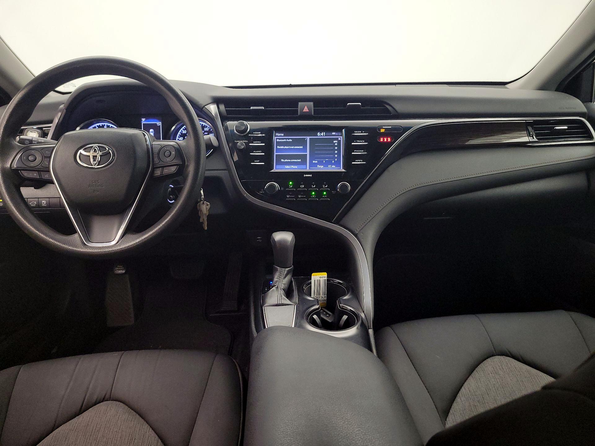 Thumbnail: 2019 Toyota Camry - 9