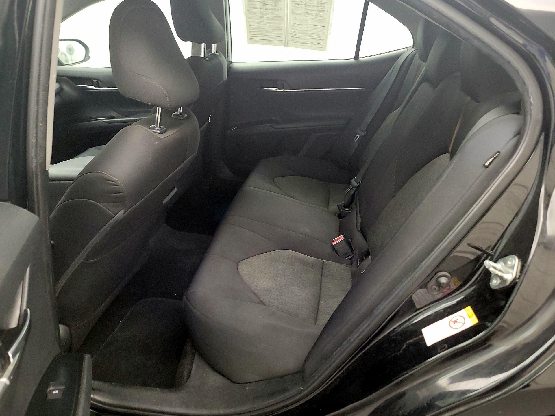 Thumbnail: 2019 Toyota Camry - 19