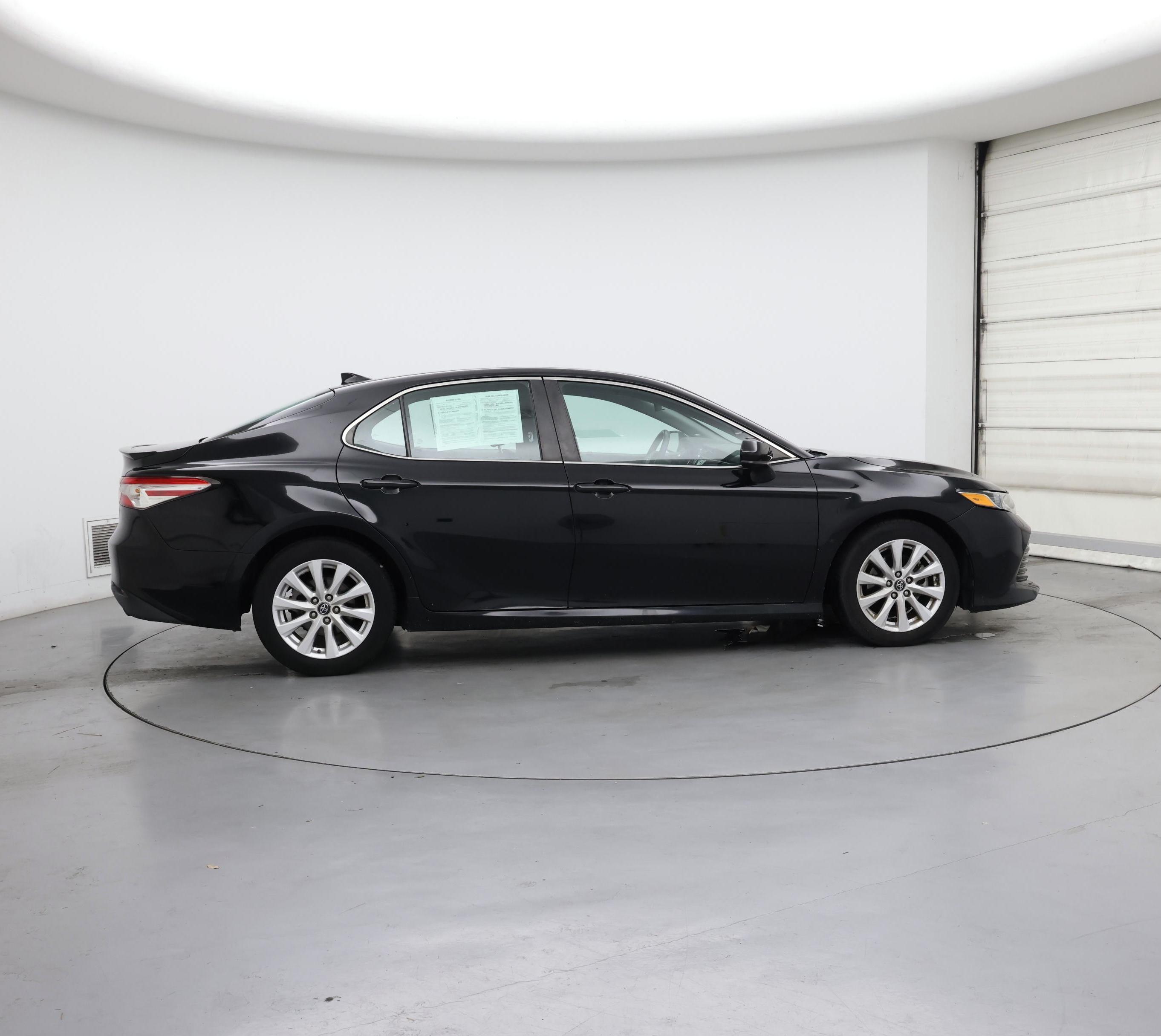 Thumbnail: 2019 Toyota Camry - 7