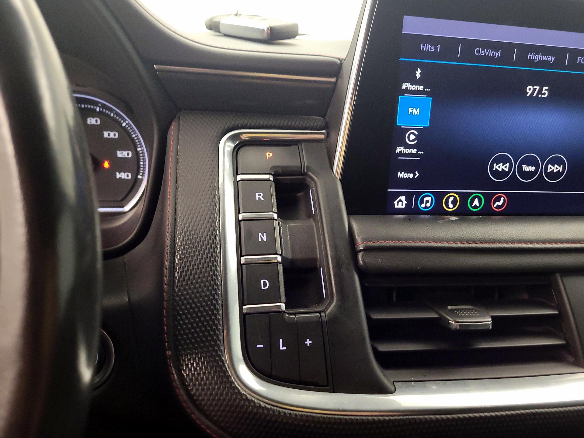 Thumbnail: 2021 Chevrolet Suburban - 17