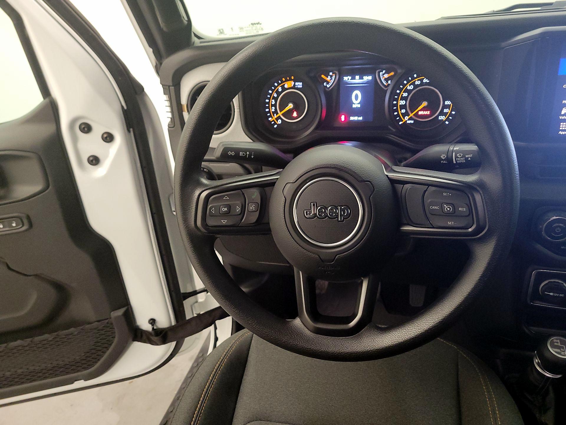 Thumbnail: 2025 Jeep Wrangler - 10