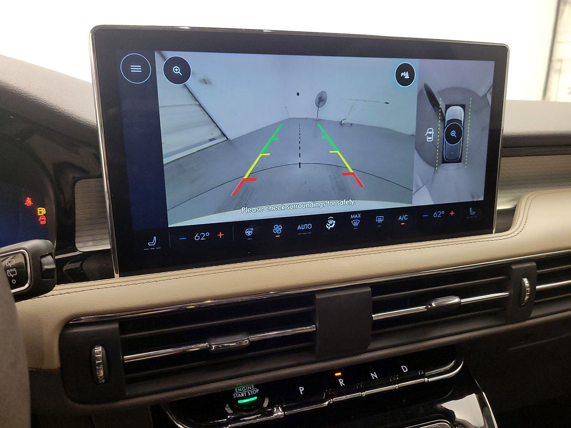 Thumbnail: 2023 Lincoln Corsair - 14