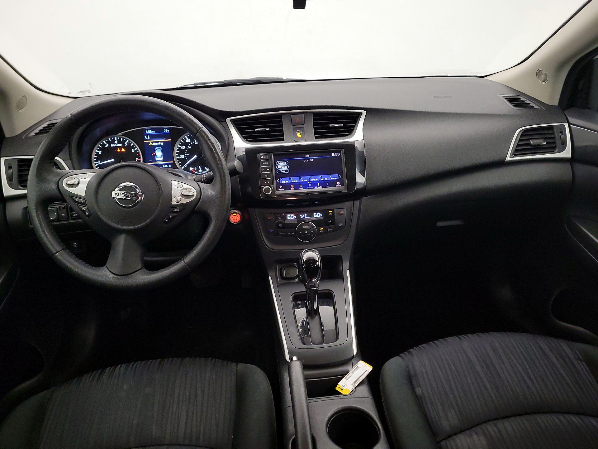 Thumbnail: 2019 Nissan Sentra - 9