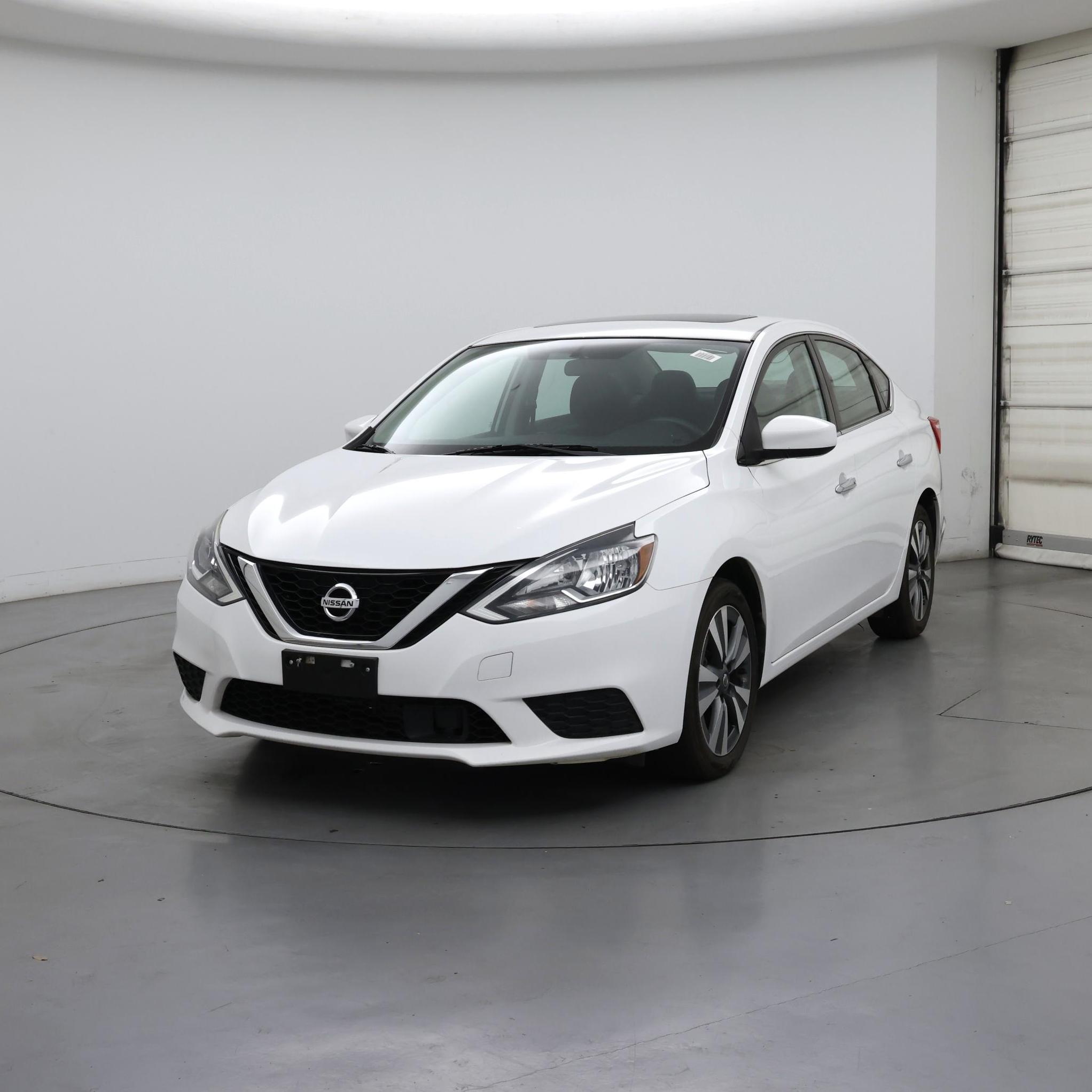 Thumbnail: 2019 Nissan Sentra - 4