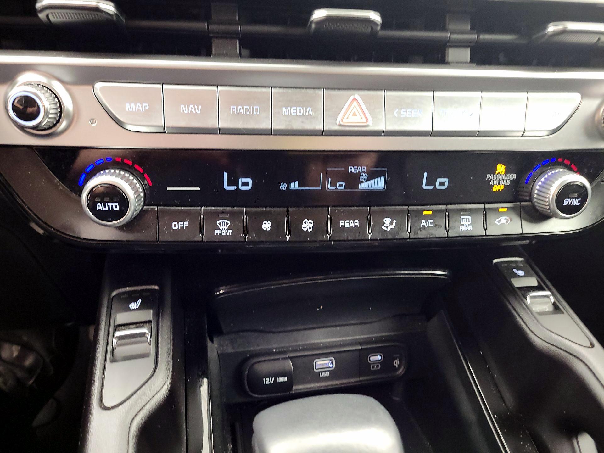Thumbnail: 2025 Kia Telluride - 16