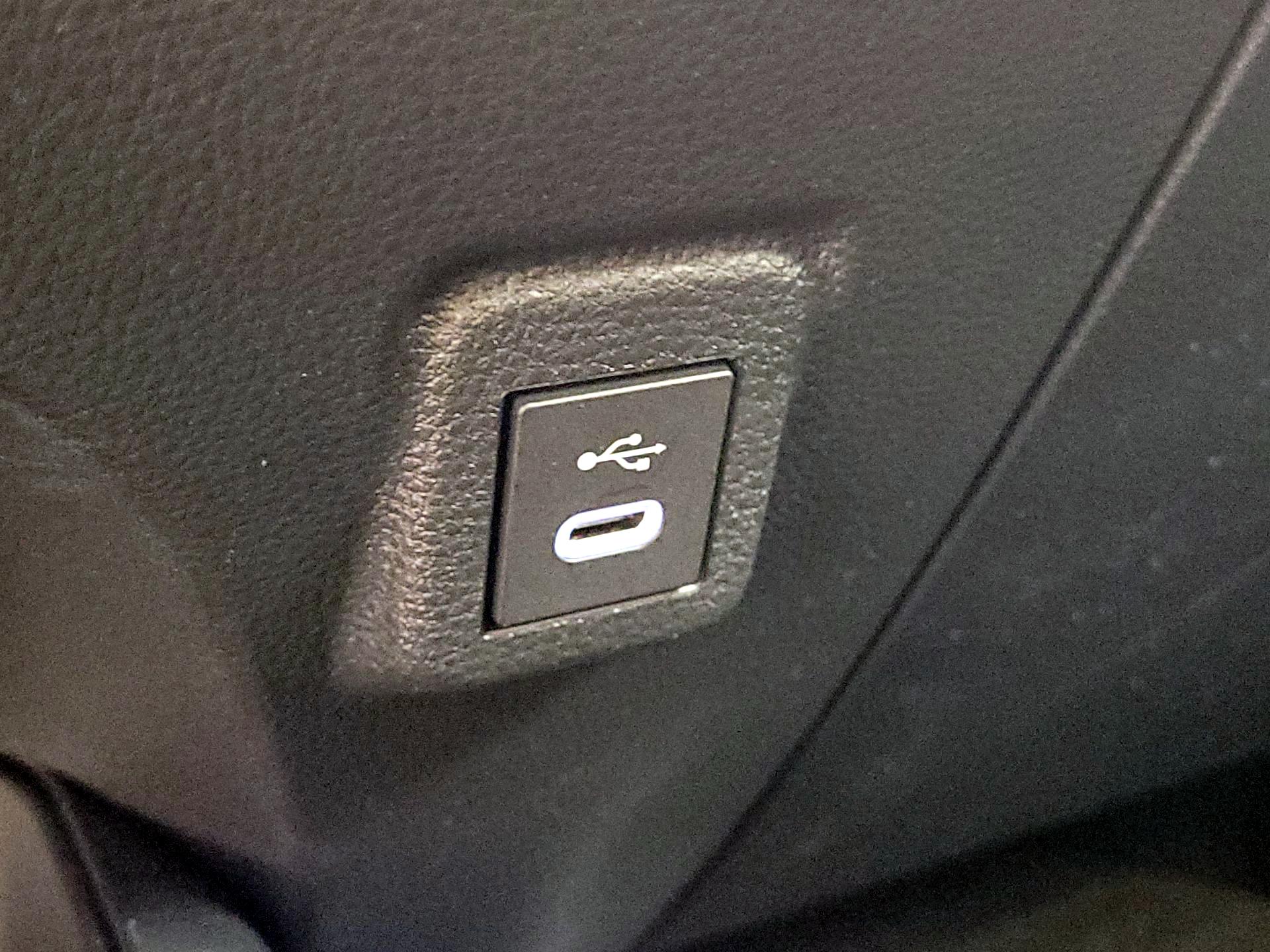 Thumbnail: 2024 Toyota Corolla - 18