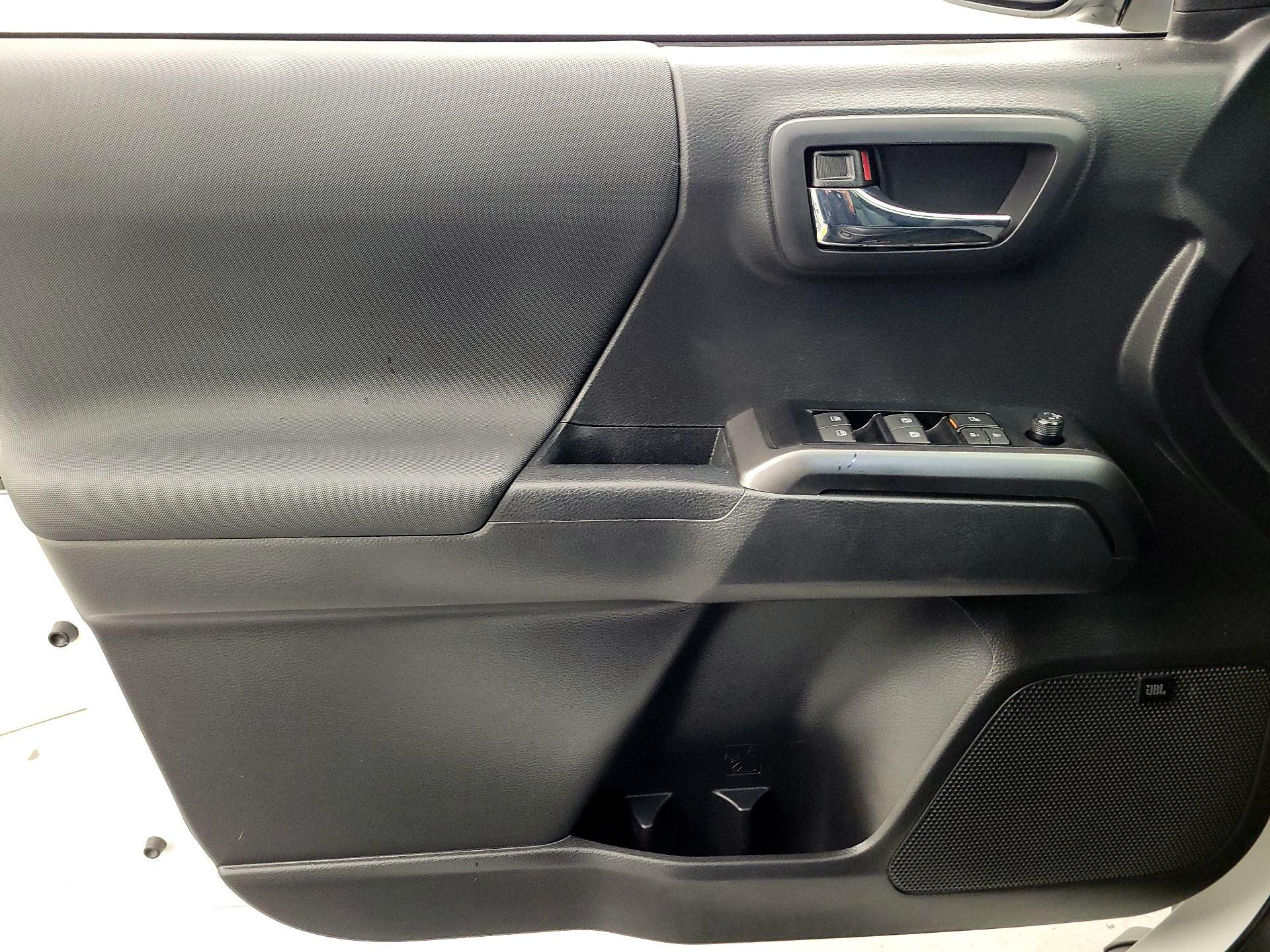 Thumbnail: 2023 Toyota Tacoma - 12