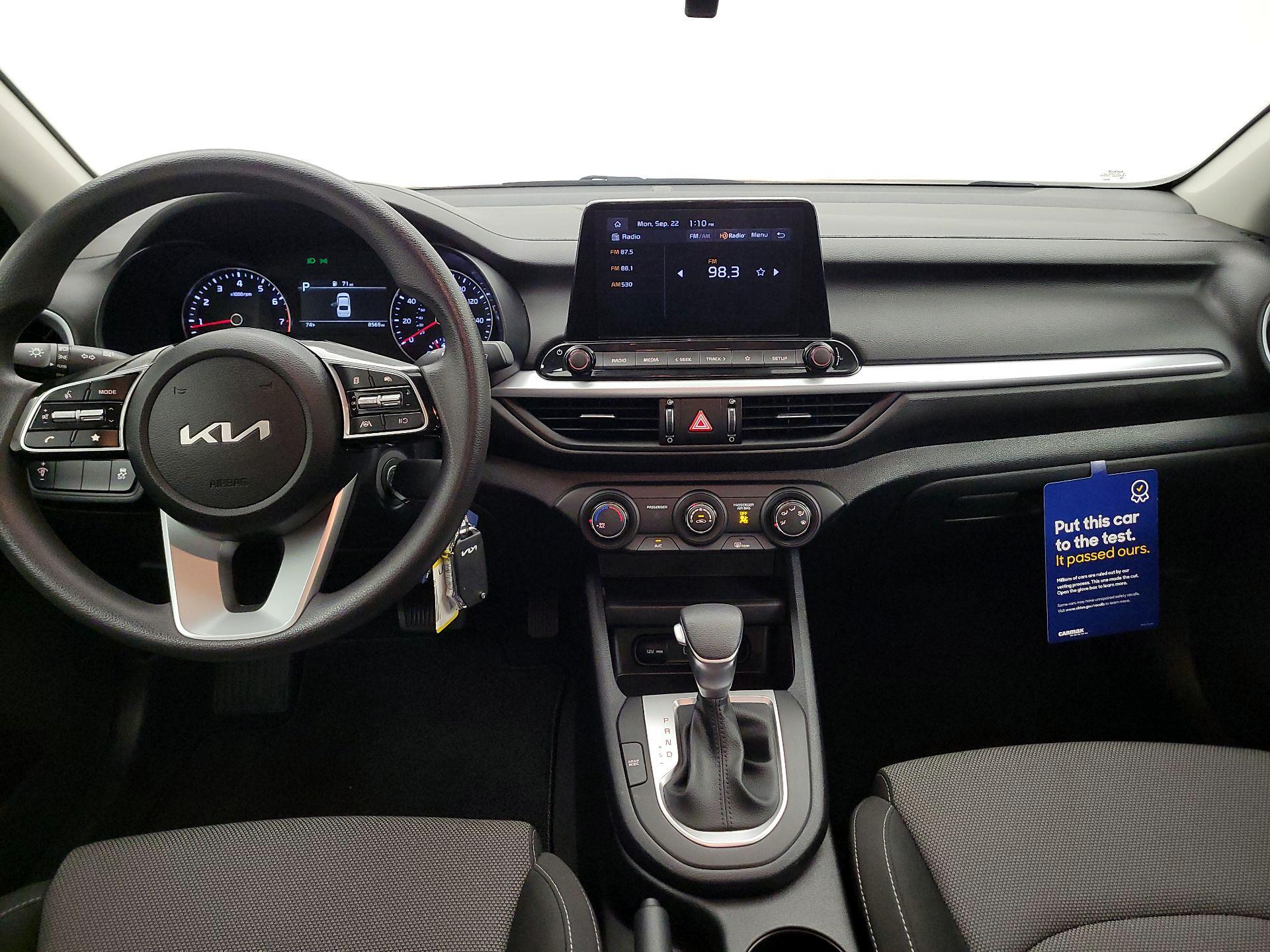 Thumbnail: 2024 Kia Forte - 9