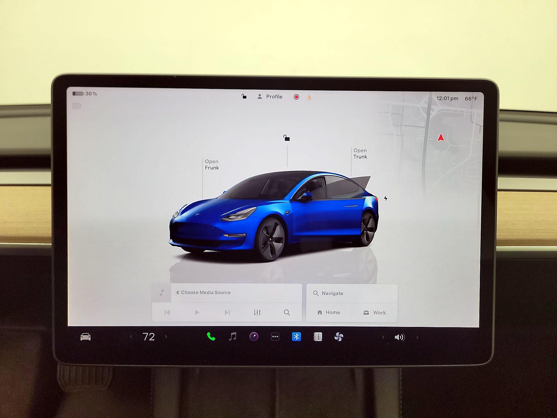 Thumbnail: 2023 Tesla Model 3 - 16