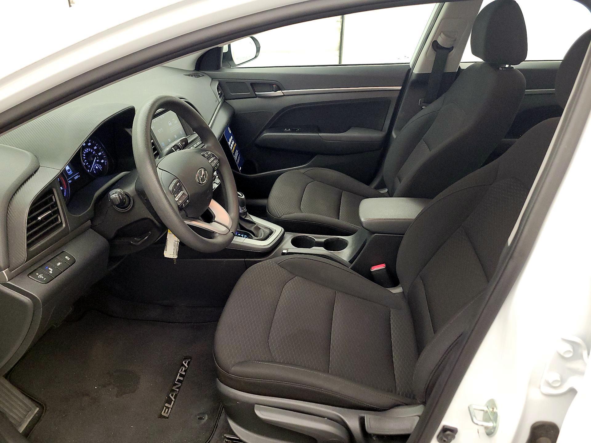 Thumbnail: 2020 Hyundai Elantra - 11