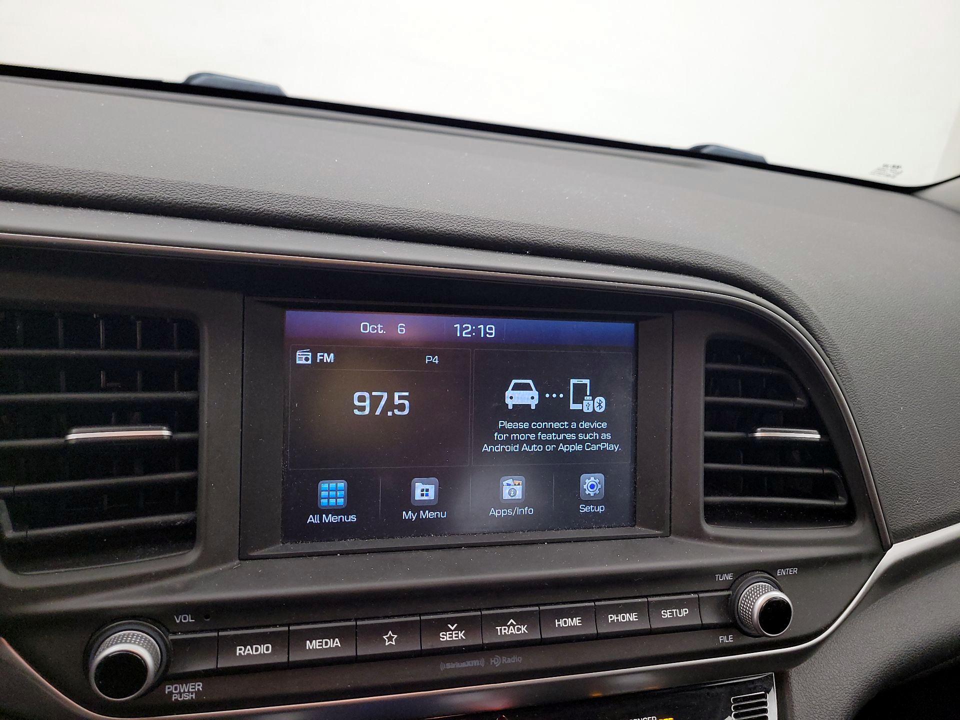 Thumbnail: 2020 Hyundai Elantra - 13