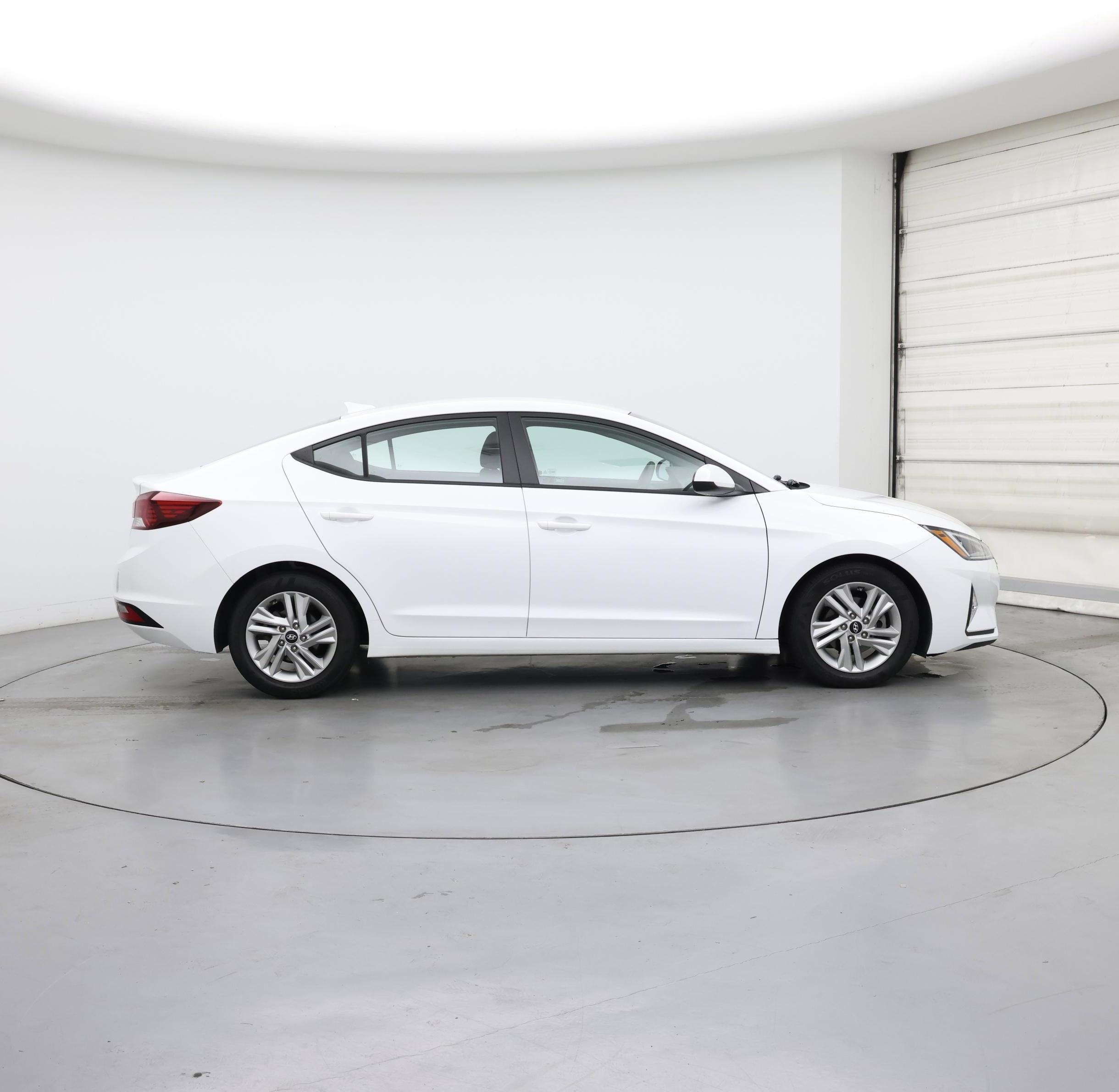 Thumbnail: 2020 Hyundai Elantra - 7