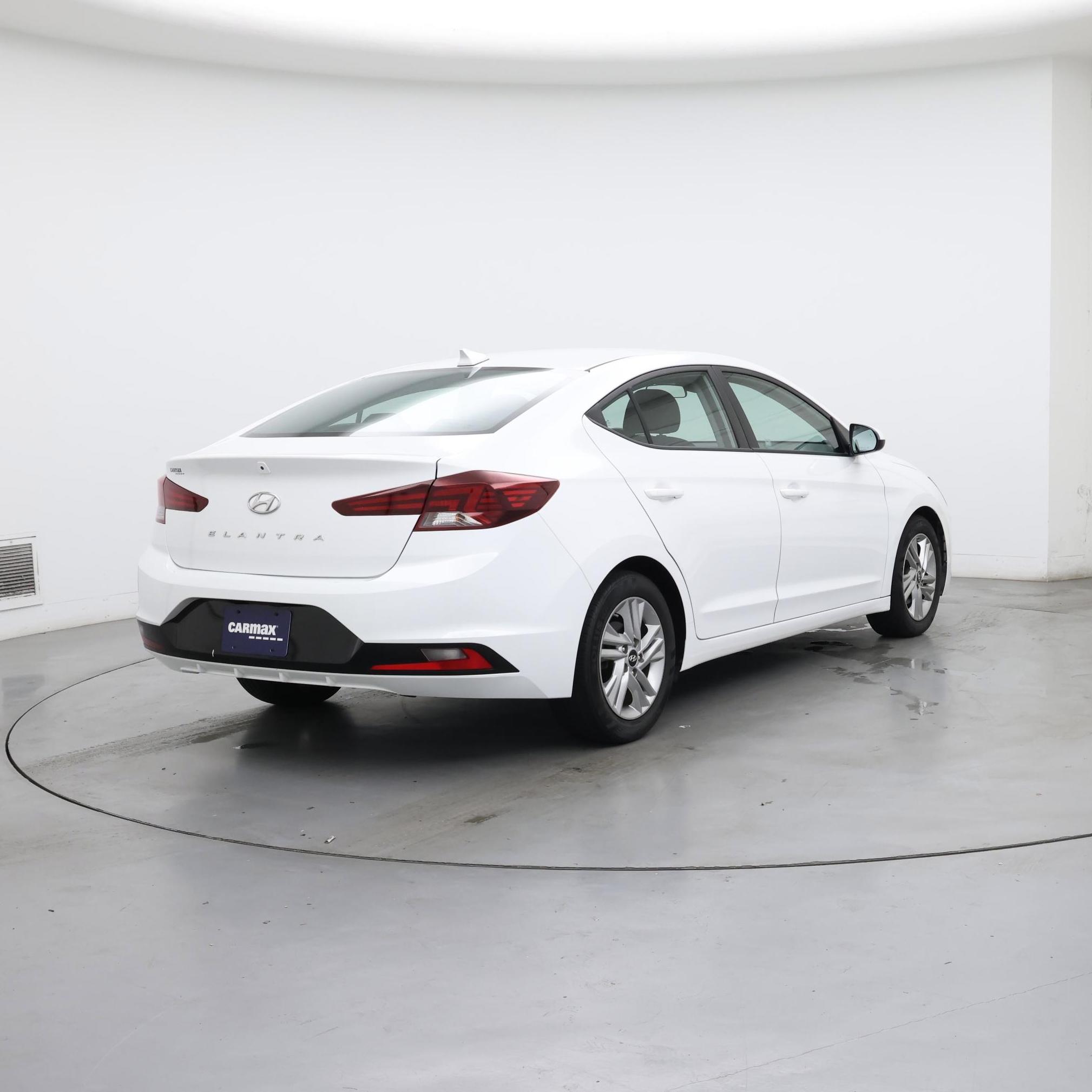 Thumbnail: 2020 Hyundai Elantra - 8