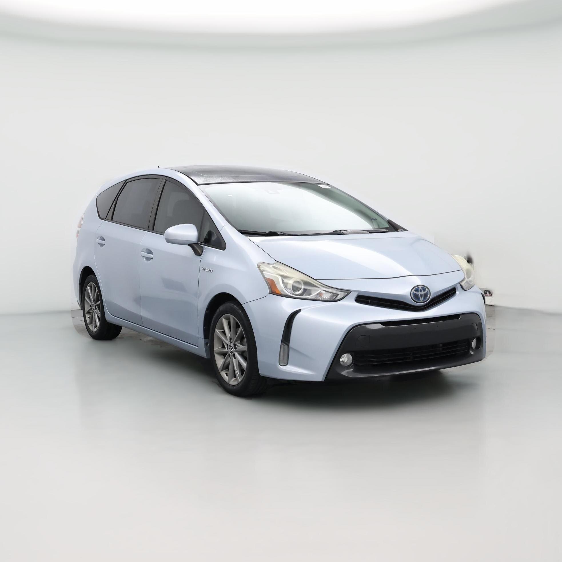 Thumbnail: 2015 Toyota Prius v - 1