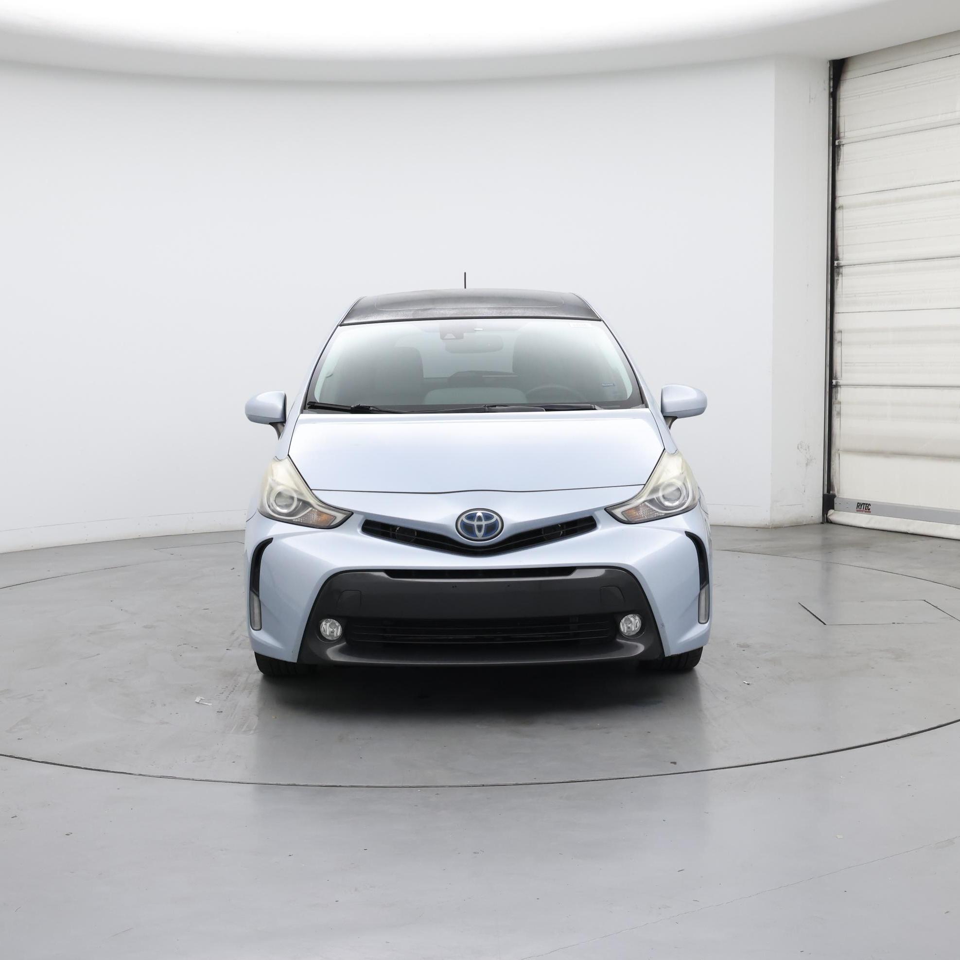 Thumbnail: 2015 Toyota Prius v - 5