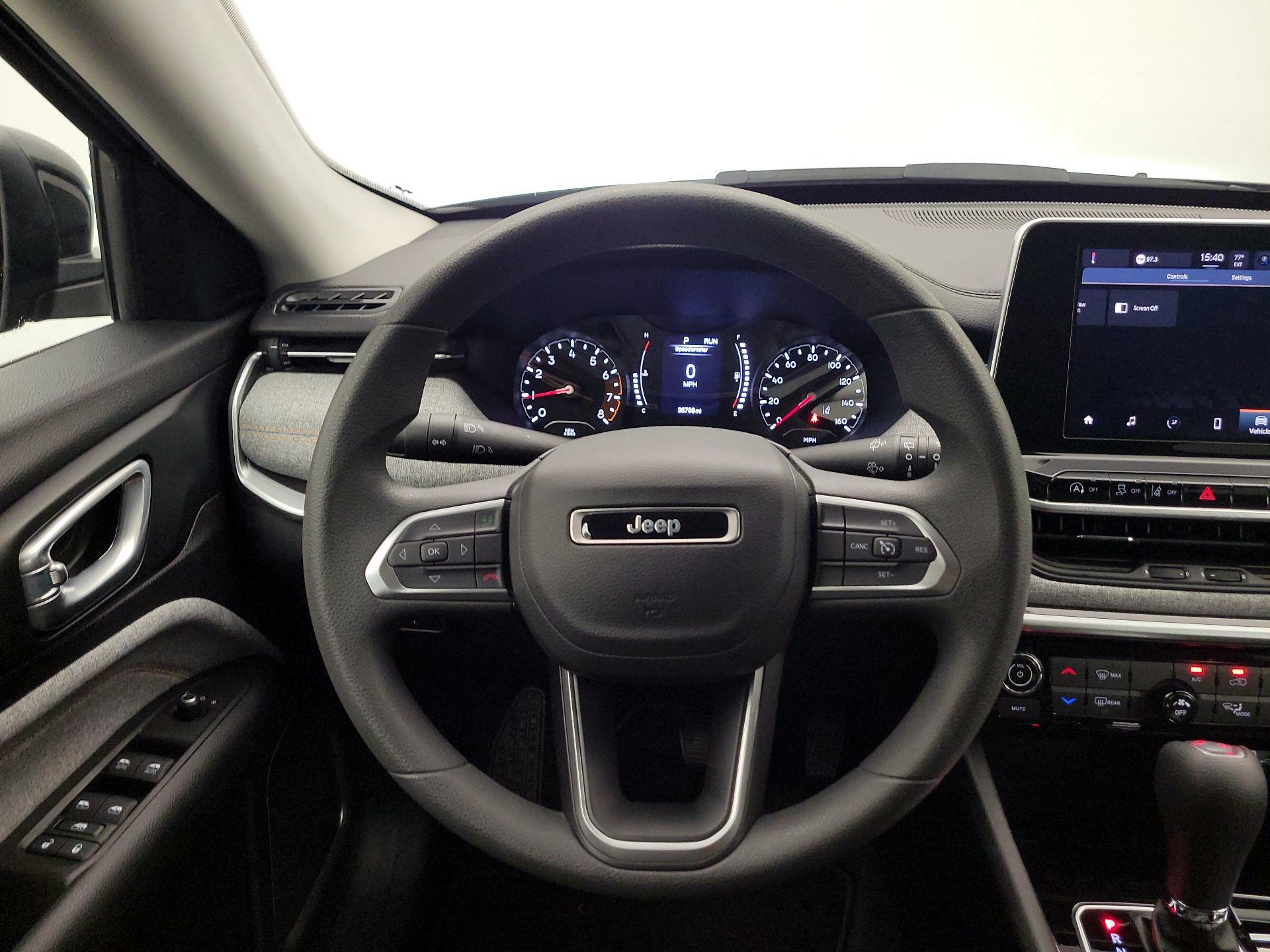 Thumbnail: 2022 Jeep Compass - 10