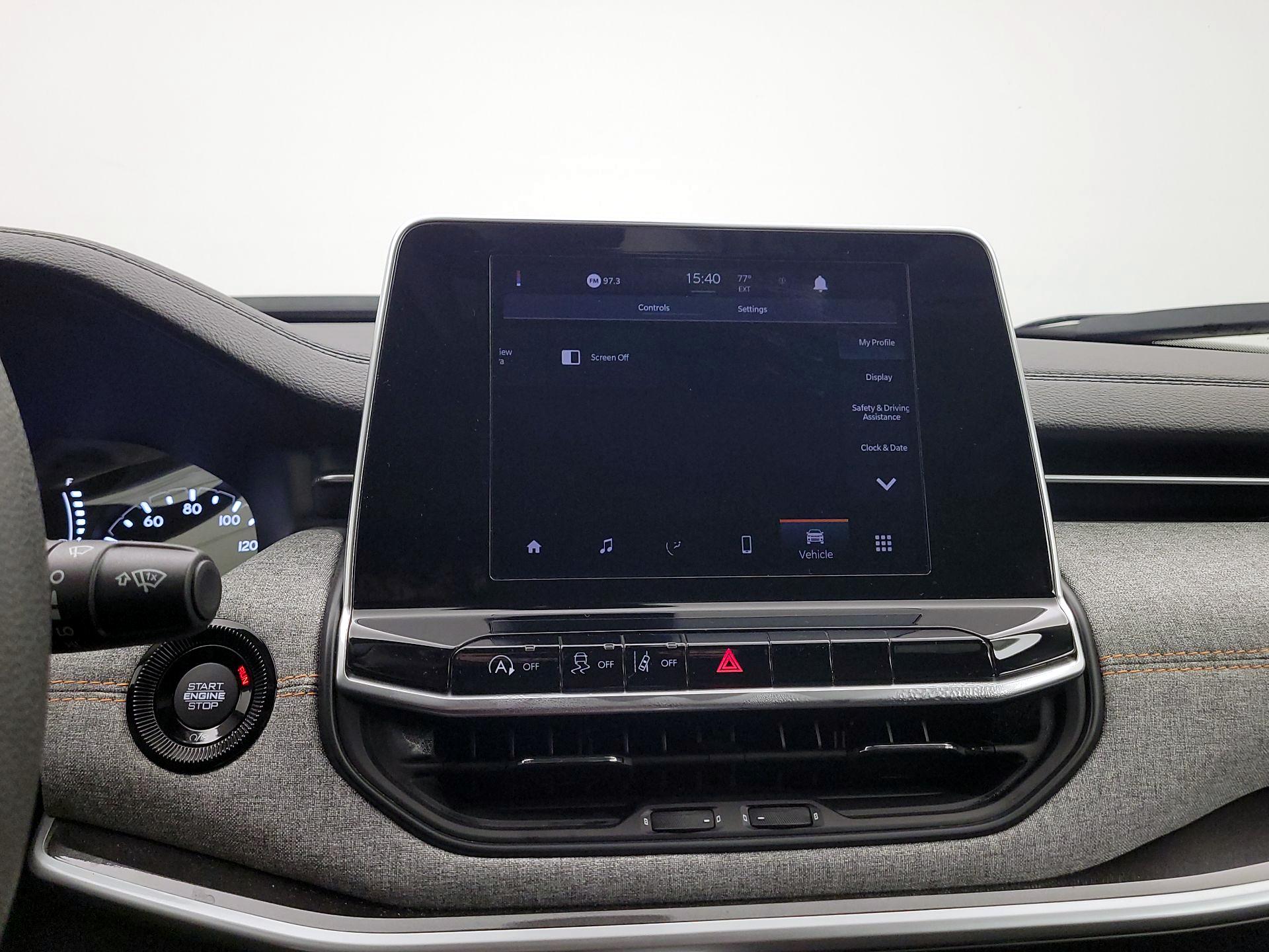 Thumbnail: 2022 Jeep Compass - 15