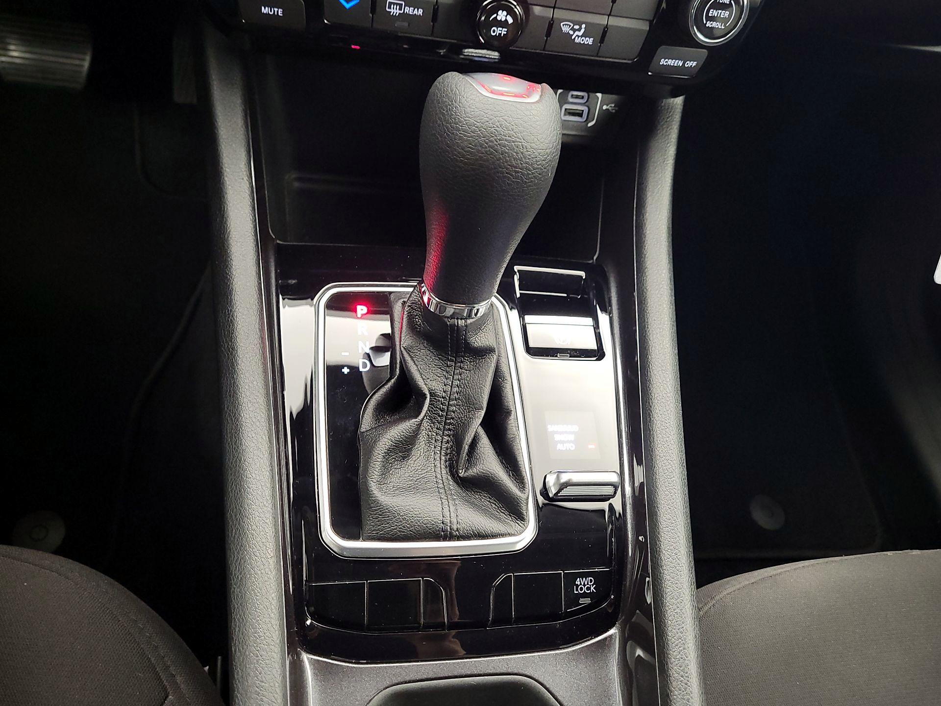 Thumbnail: 2022 Jeep Compass - 17