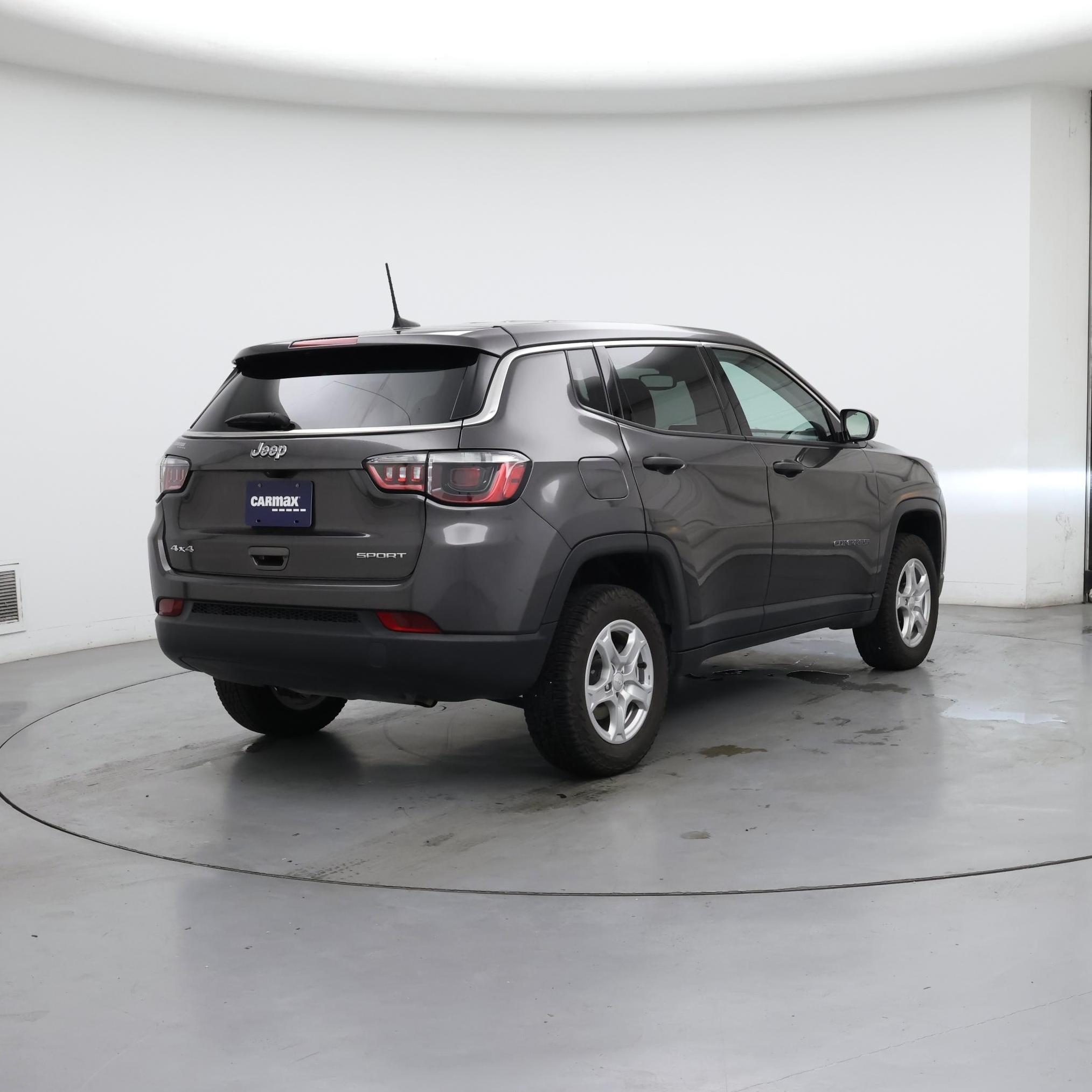 Thumbnail: 2022 Jeep Compass - 8