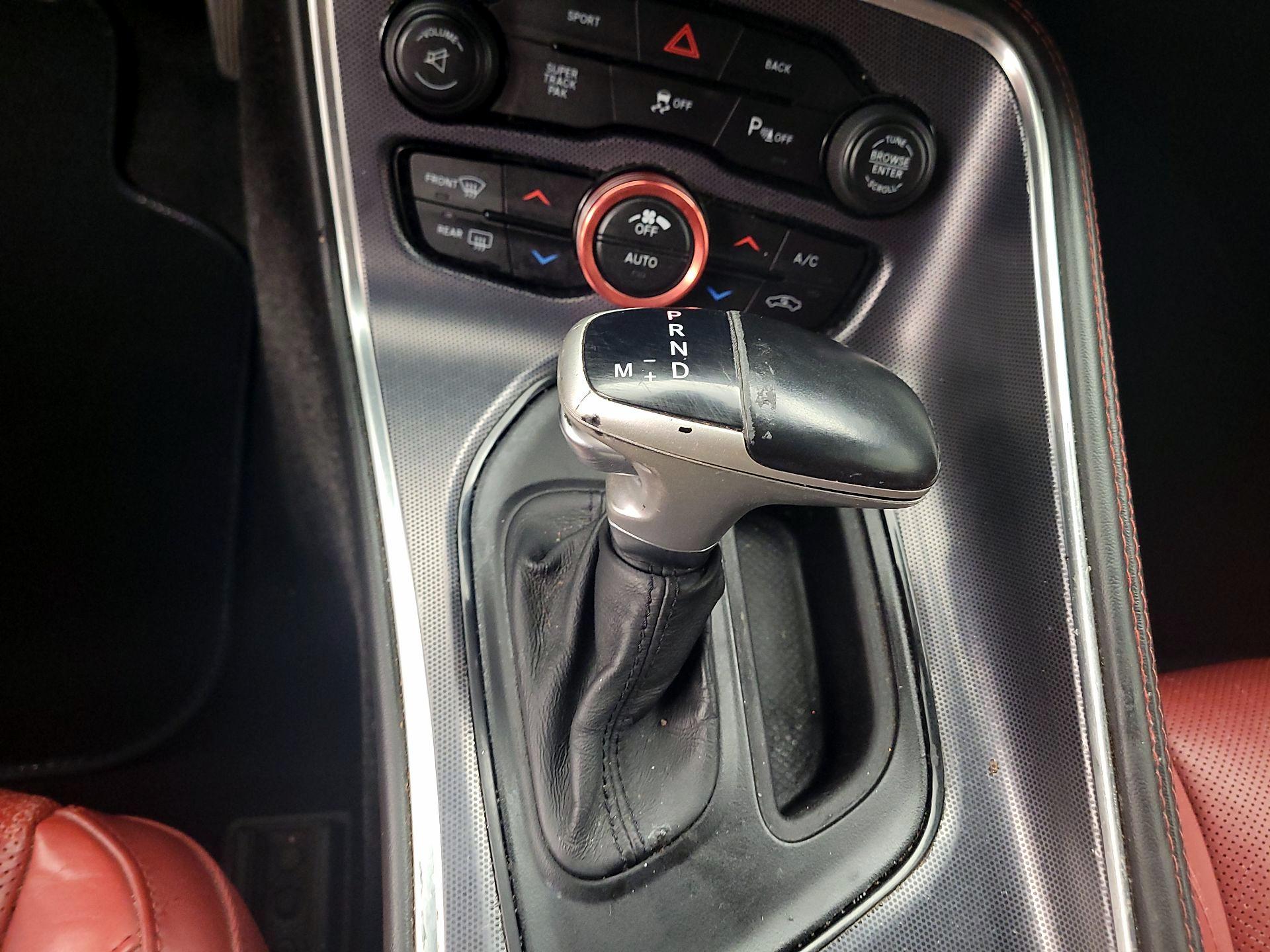 Thumbnail: 2015 Dodge Challenger - 17