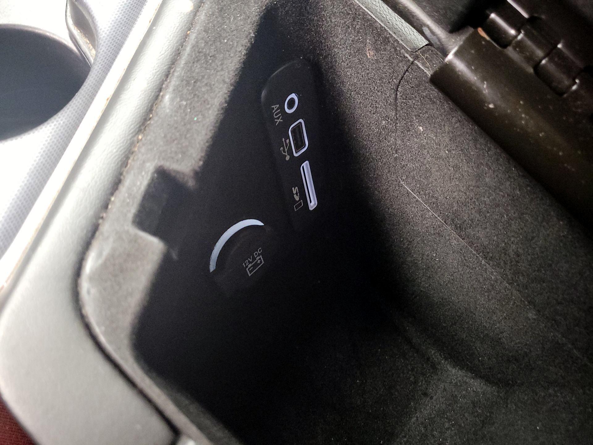 Thumbnail: 2015 Dodge Challenger - 18