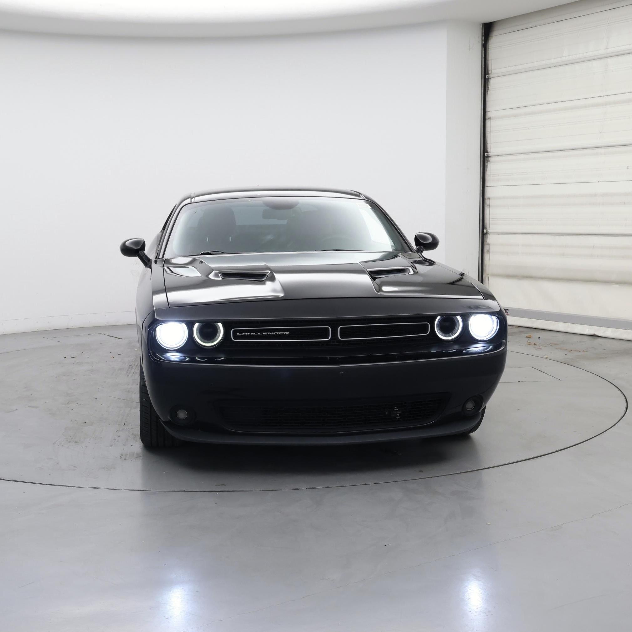 Thumbnail: 2015 Dodge Challenger - 5