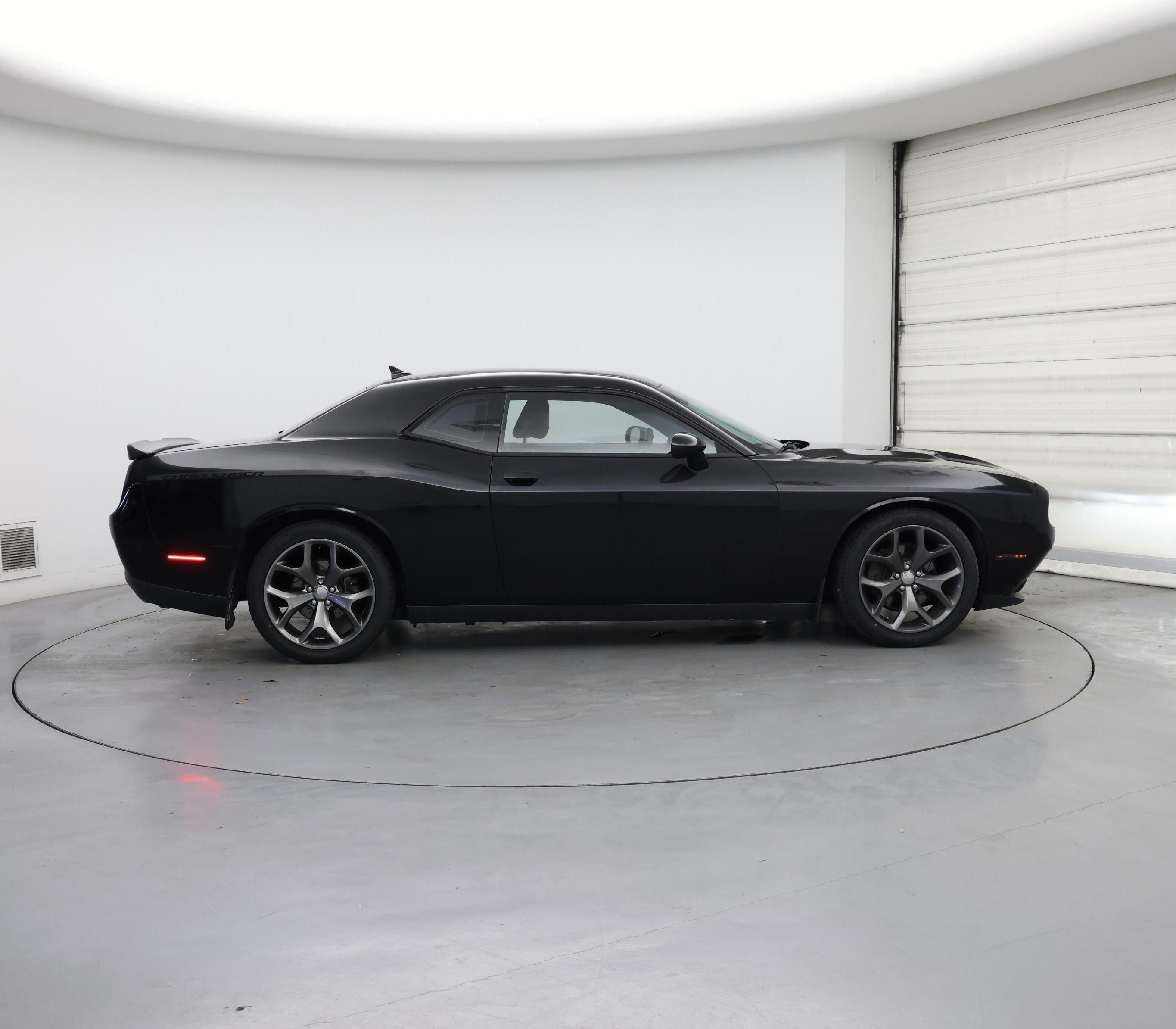 Thumbnail: 2015 Dodge Challenger - 7