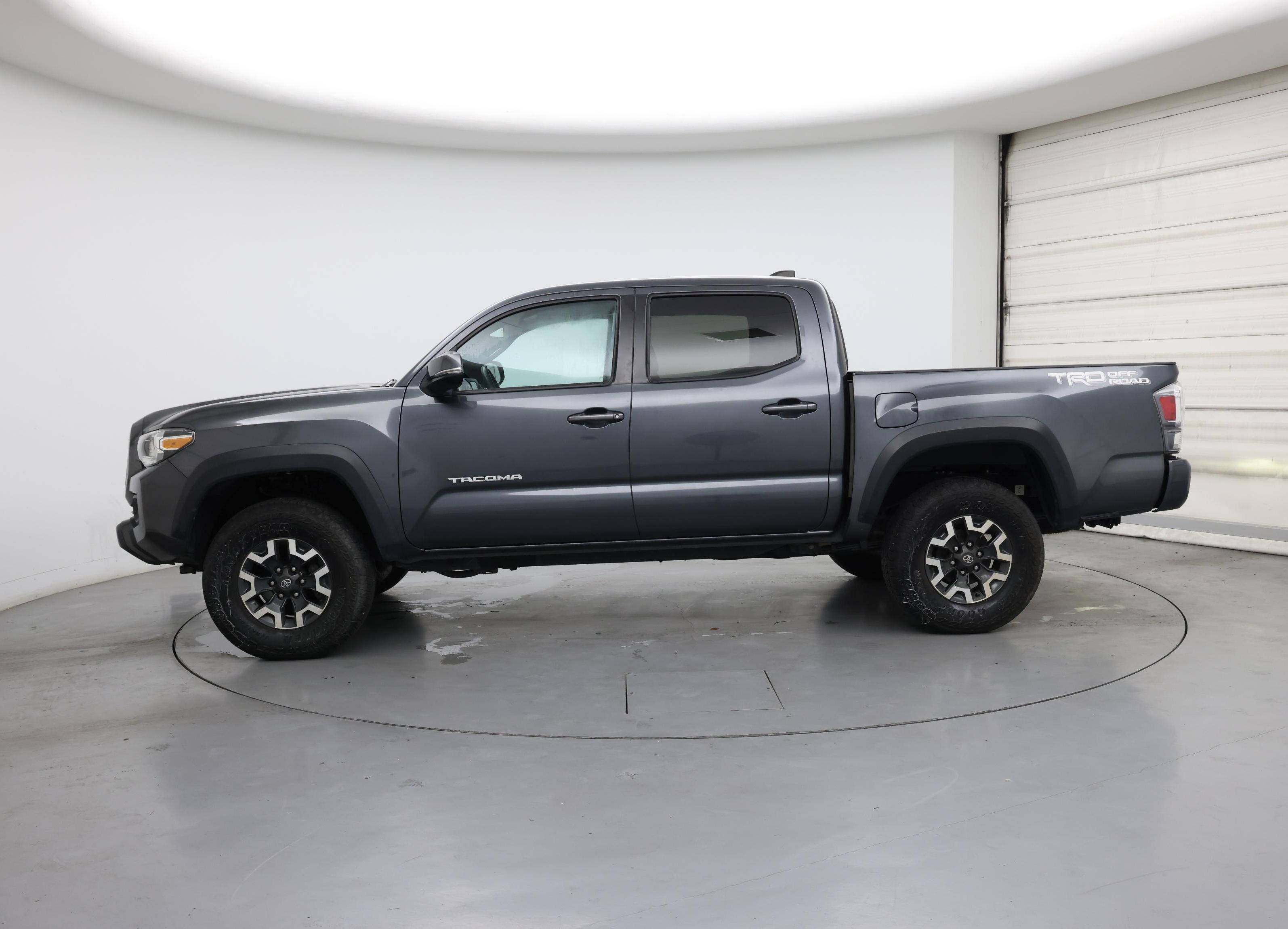 Thumbnail: 2023 Toyota Tacoma - 3