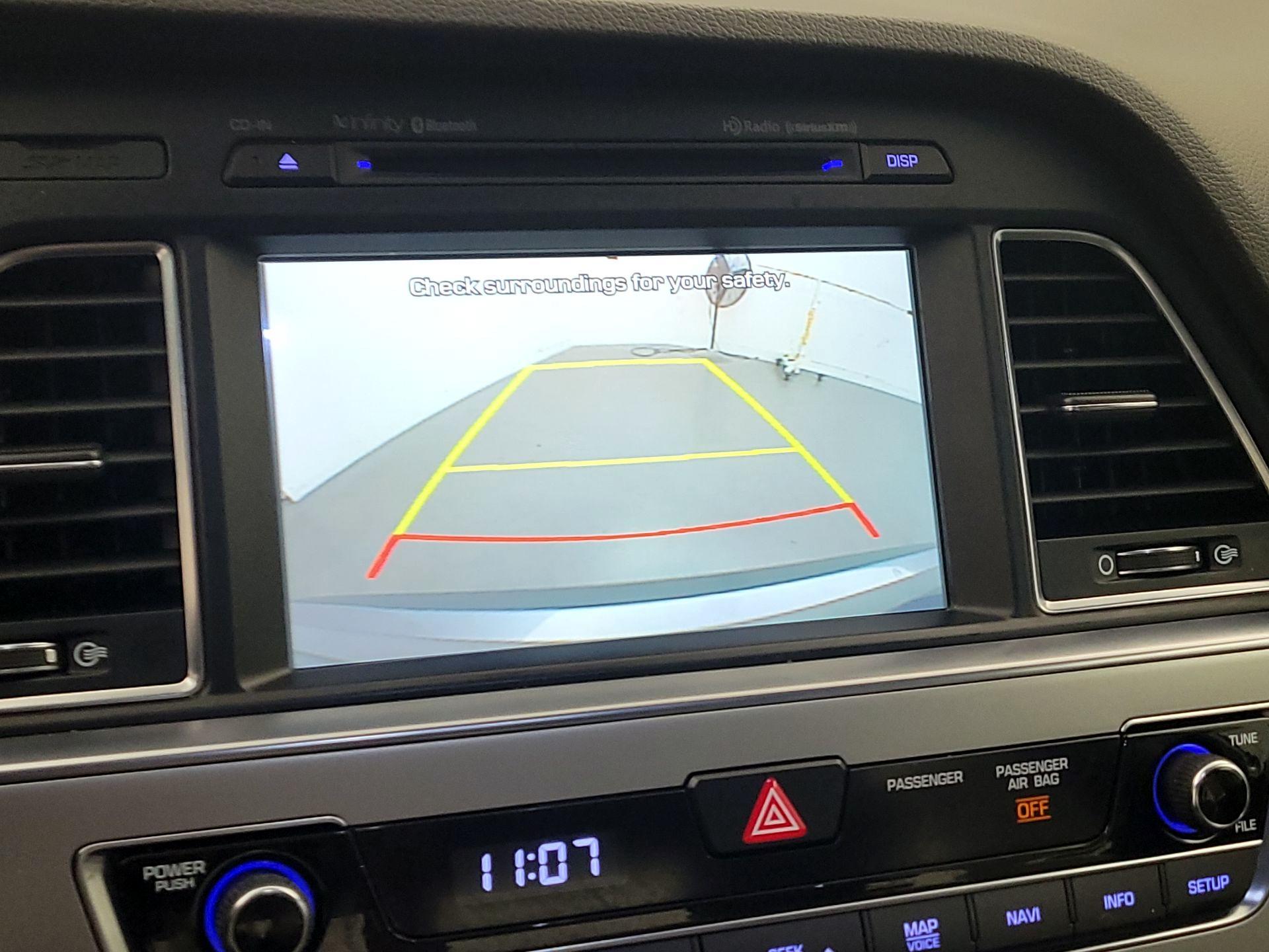 Thumbnail: 2016 Hyundai Sonata - 14